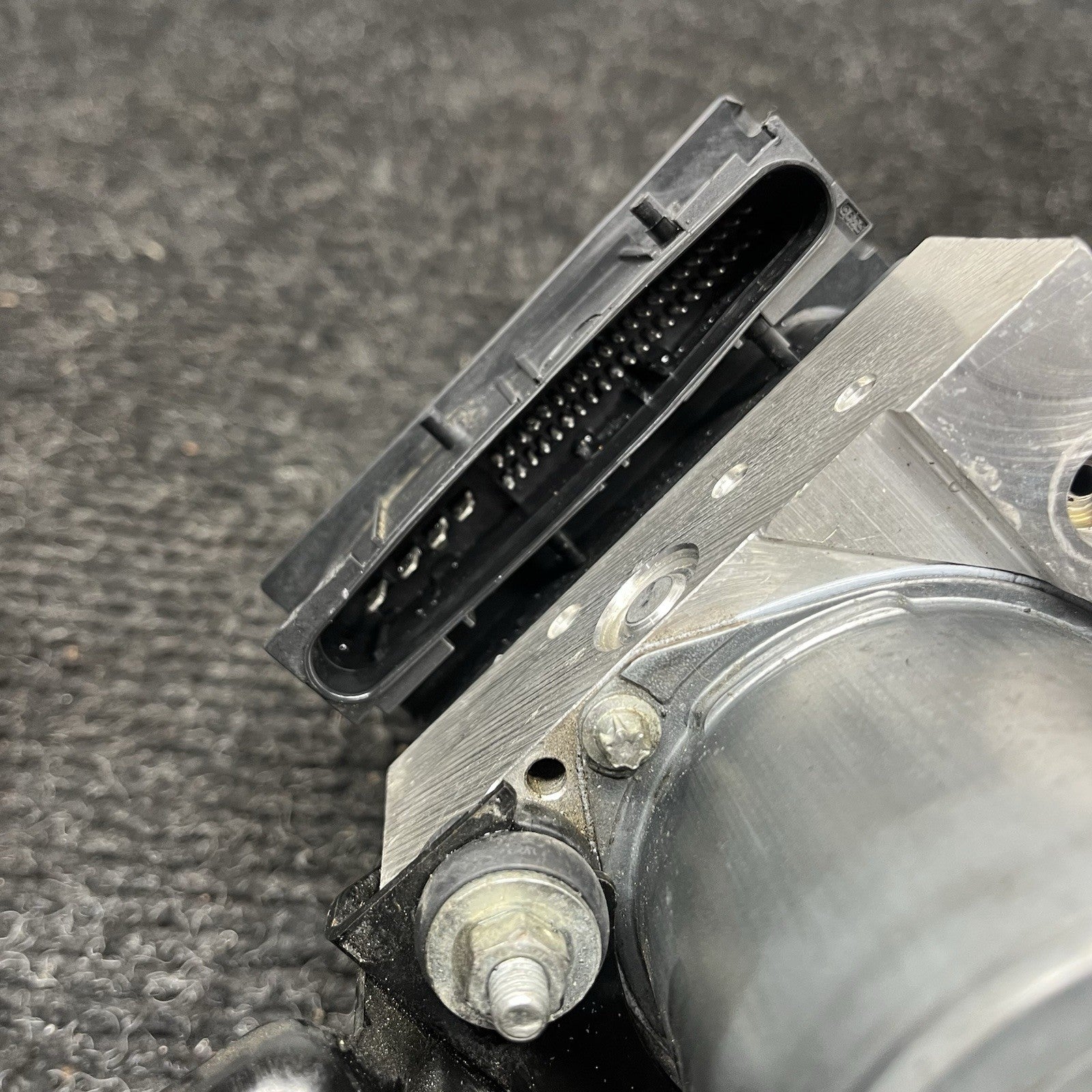 ☑️ 2015 SUBARU IMPREZA WRX STI ABS Pump 2.5L turbo STi 27536FG220 OEM