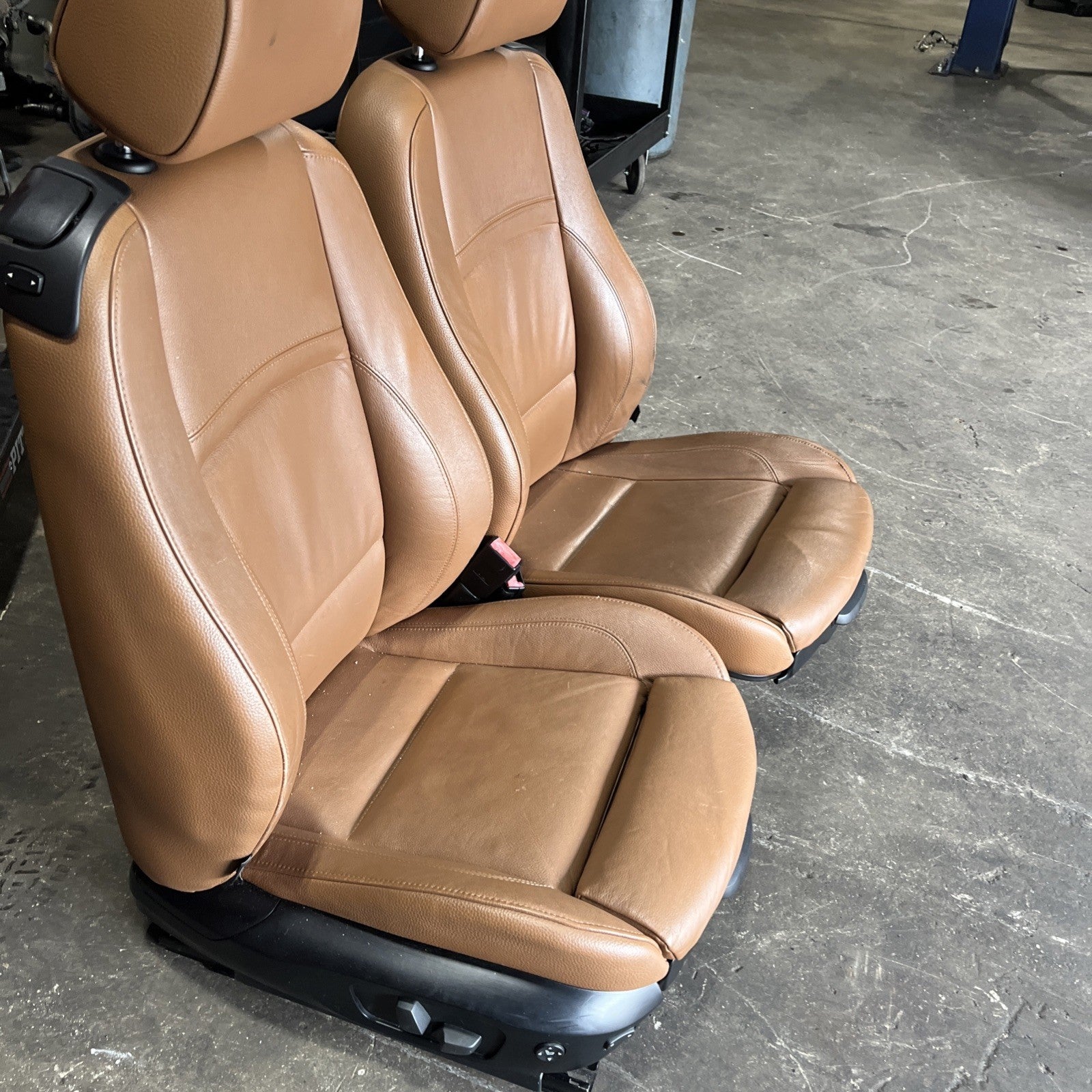 ☑️ BMW E92 328 335 2dr Front & Right Interior Sport Seat Set Saddle Brown OEM
