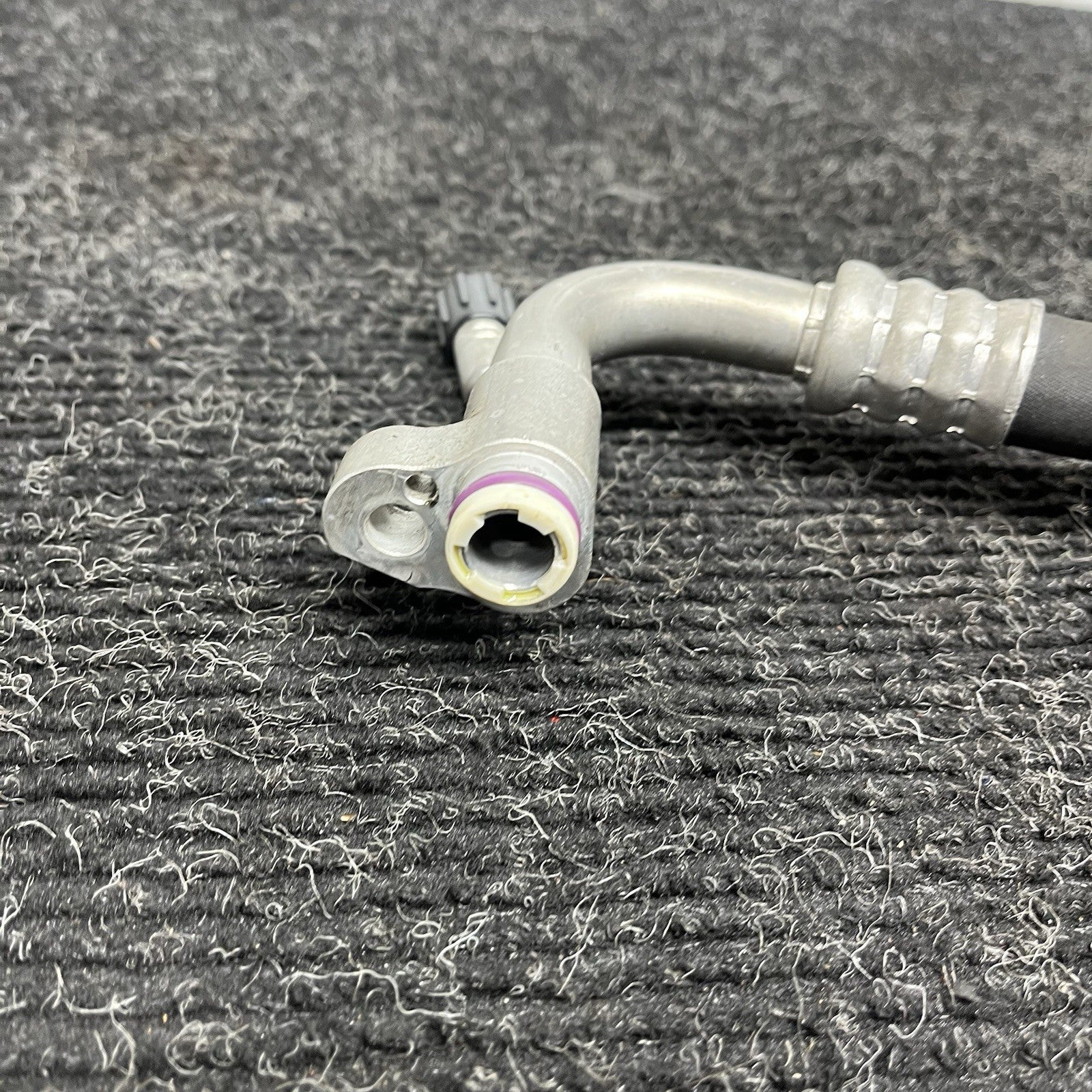 ☑️BMW E88 E82 E90 E92 E93 135 335 AC Compressor Evaporator Suction Pipe Hose OEM