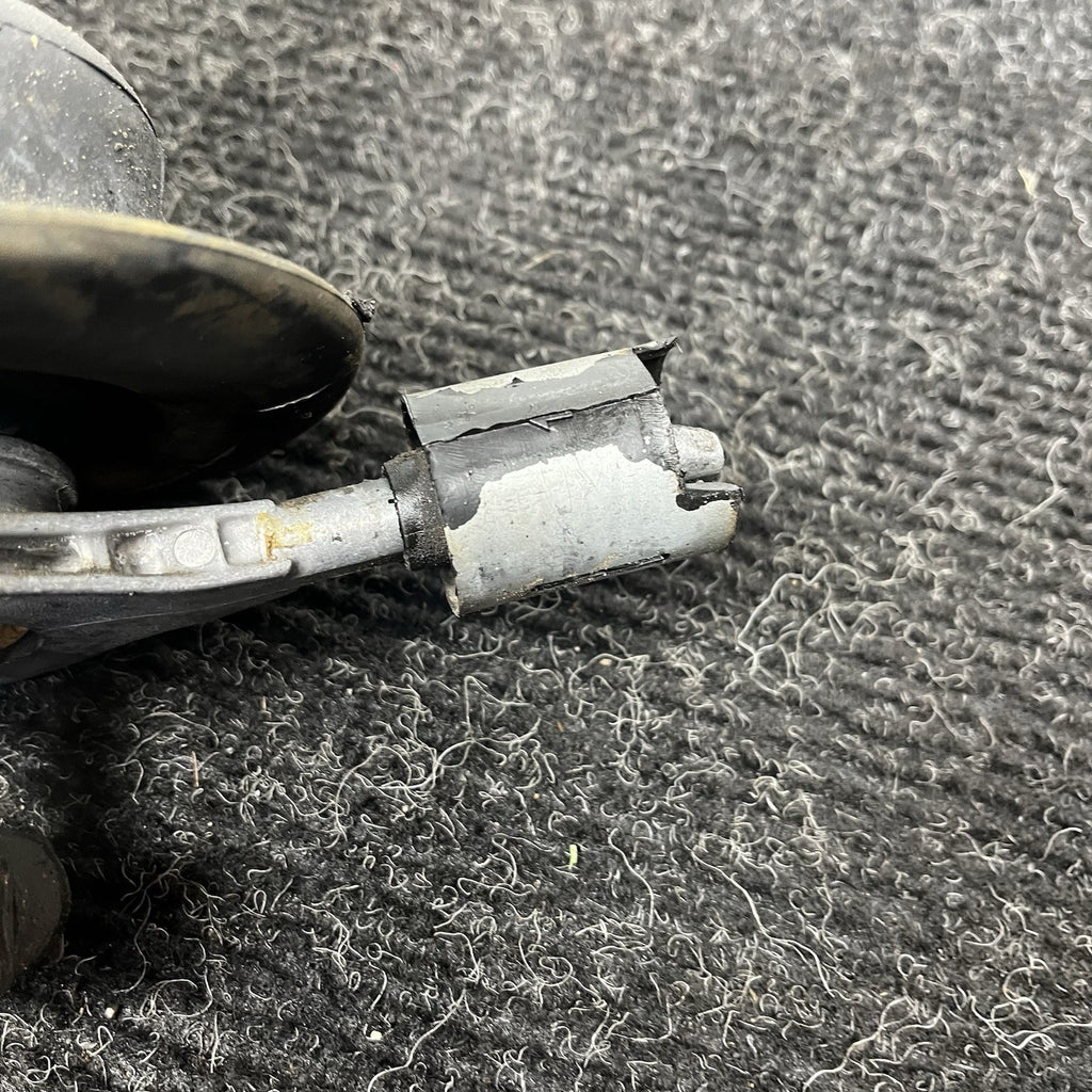 ☑️ 01-06 BMW E46 330 OEM 5 Speed Shifter Linkage ZF