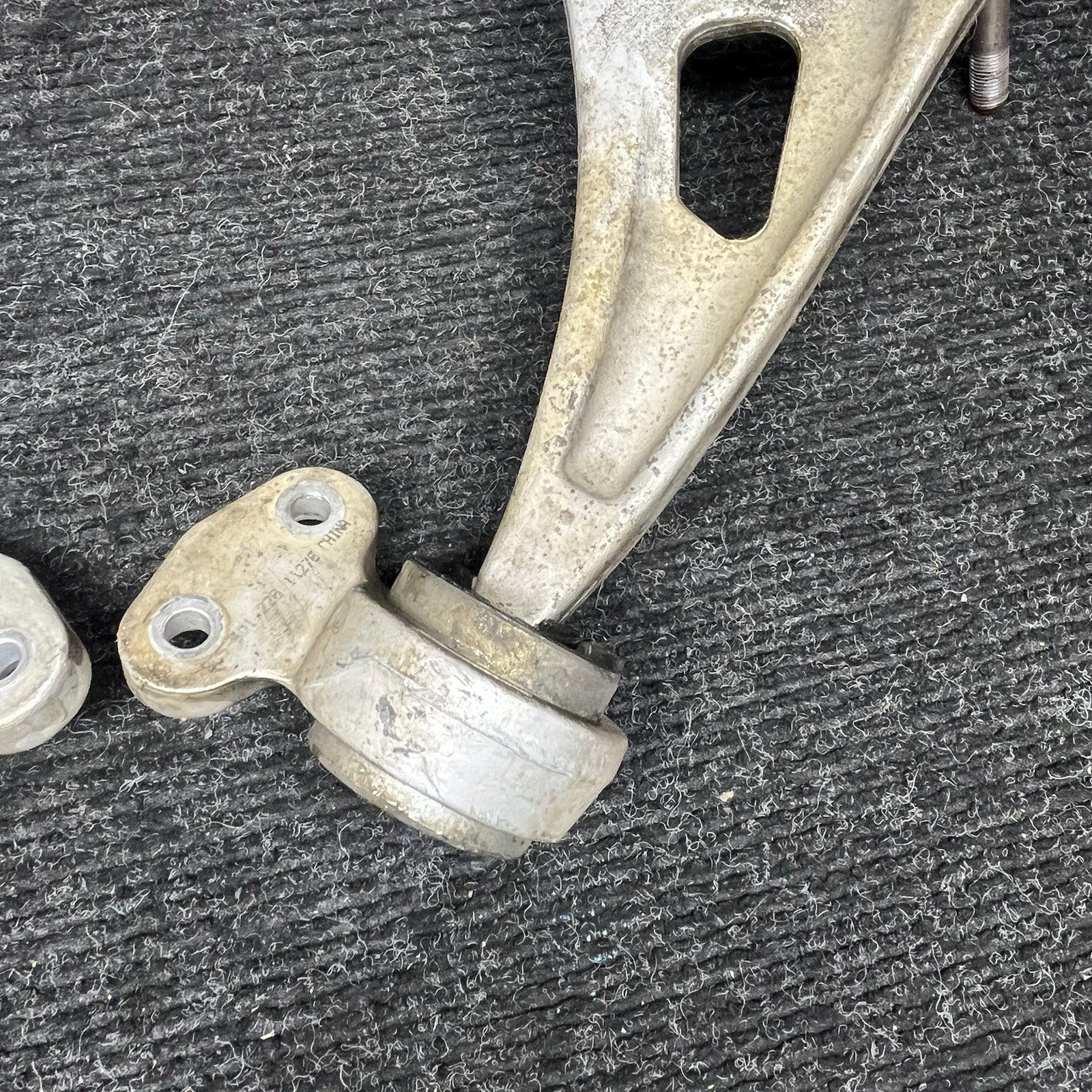 ☑️ 00–06 BMW E46 3-Series RWD E85 Z4 Front Lower Control Arm Wishbone Pair OEM