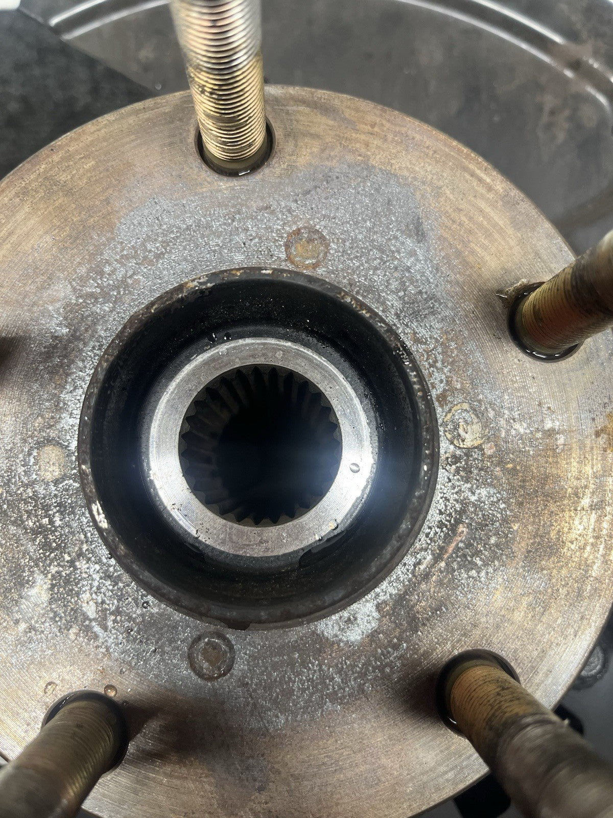 ☑️ 2015-2021 SUBARU WRX STI FRONT SUSPENSION RIGHT SIDE SPINDLE KNUCKLE HUB OEM
