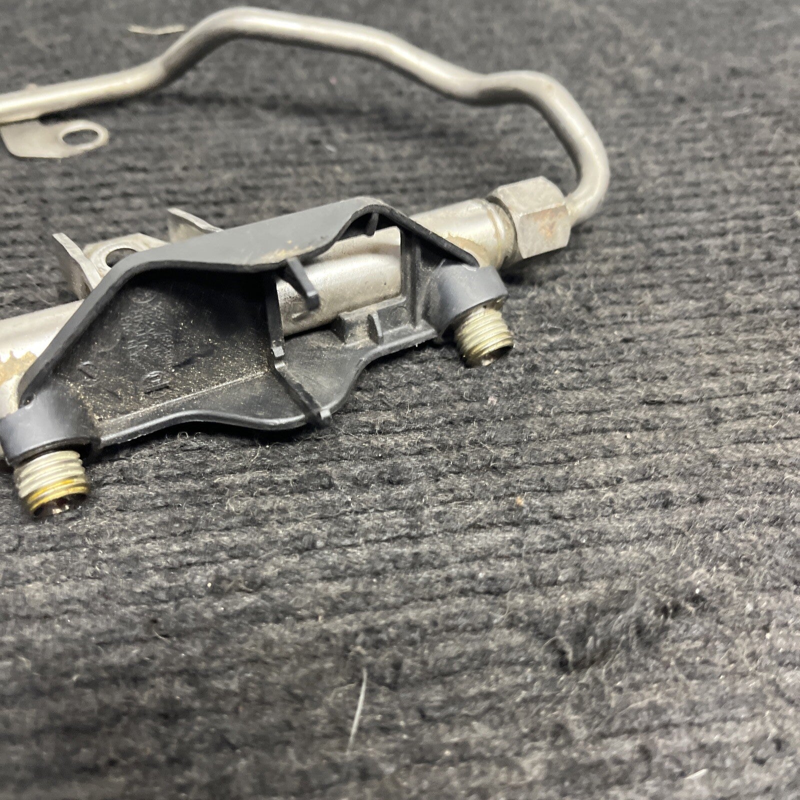 ☑️ 2007-2013 BMW N54 135i 335i 335xi 535i HIGH PRESSURE FUEL INJECTOR RAIL OEM