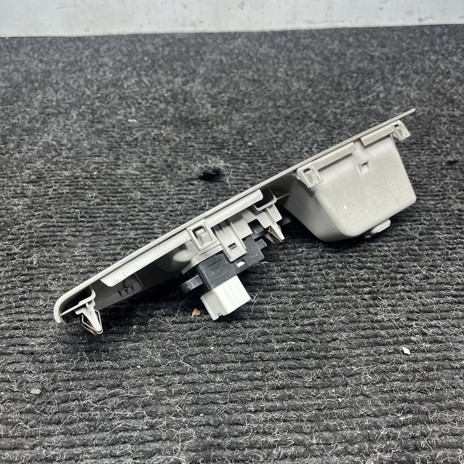 ☑️ 2008 SUBARU WRX Driver Rear Window Switch OEM 94266FG010