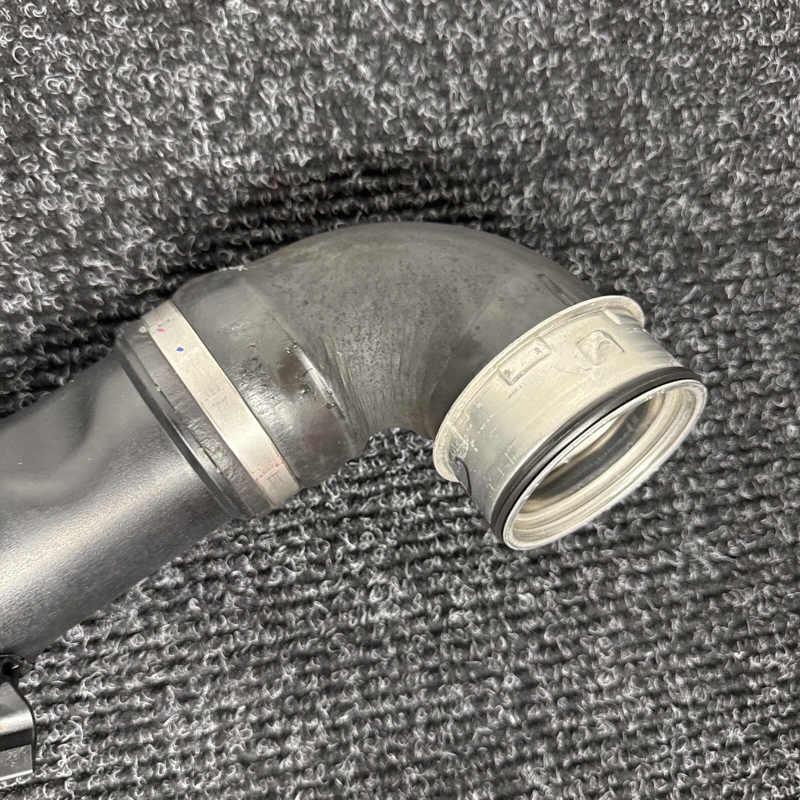 ☑️ 07-13 Bmw E90 135 335 Left Side Intercooler Charge Pipe Intake Pipe Tube Oem