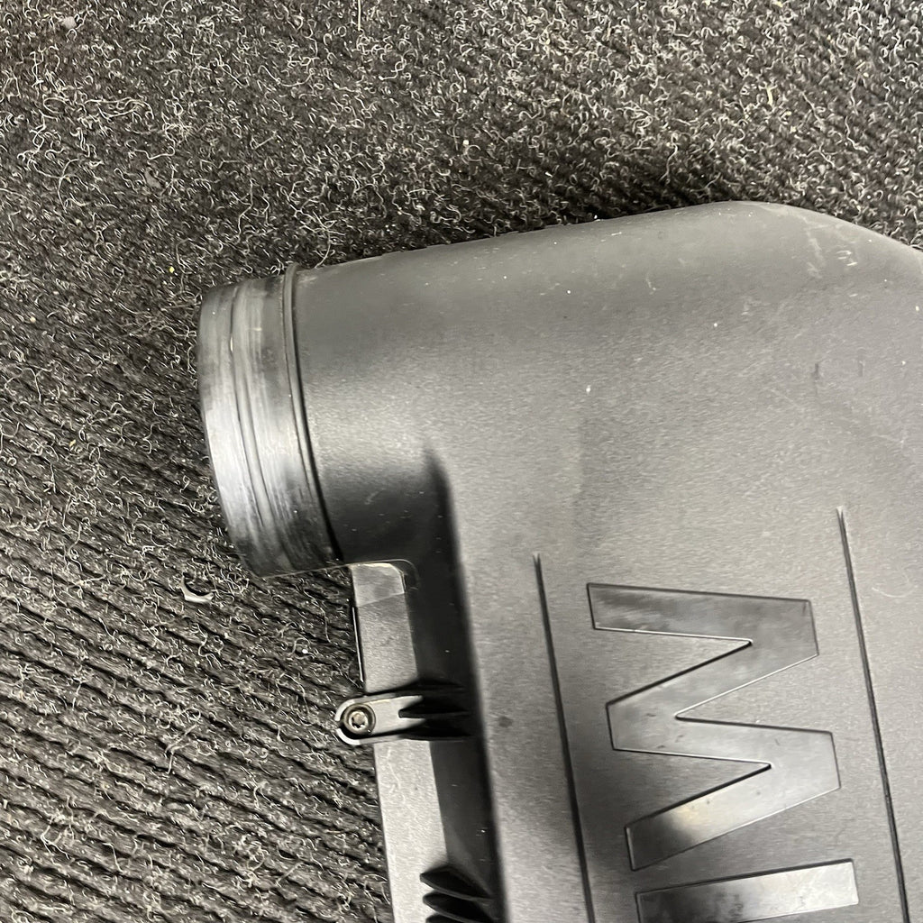 ☑️ 11-17 BMW X3 F25 F10 3.0L Engine Air Intake Filter Housing Box OEM 7583725