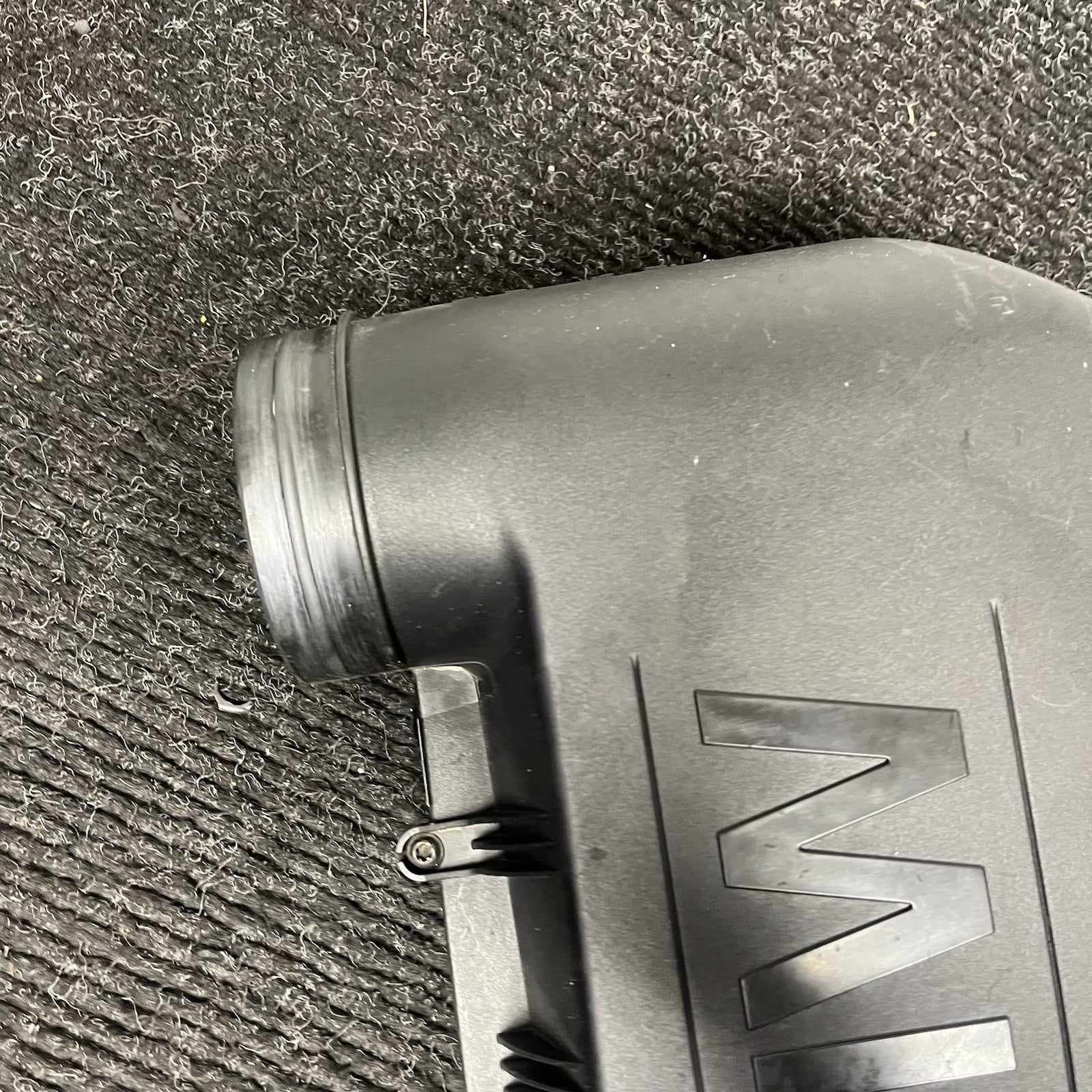 ☑️ 11-17 BMW X3 F25 F10 3.0L Engine Air Intake Filter Housing Box OEM 7583725