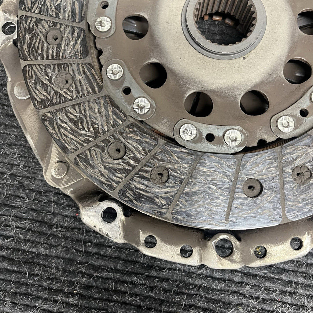 ☑️ 14-17 BMW F22 F23 M235i MANUAL TRANSMISSION CLUTCH FLYWHEEL N55 OEM