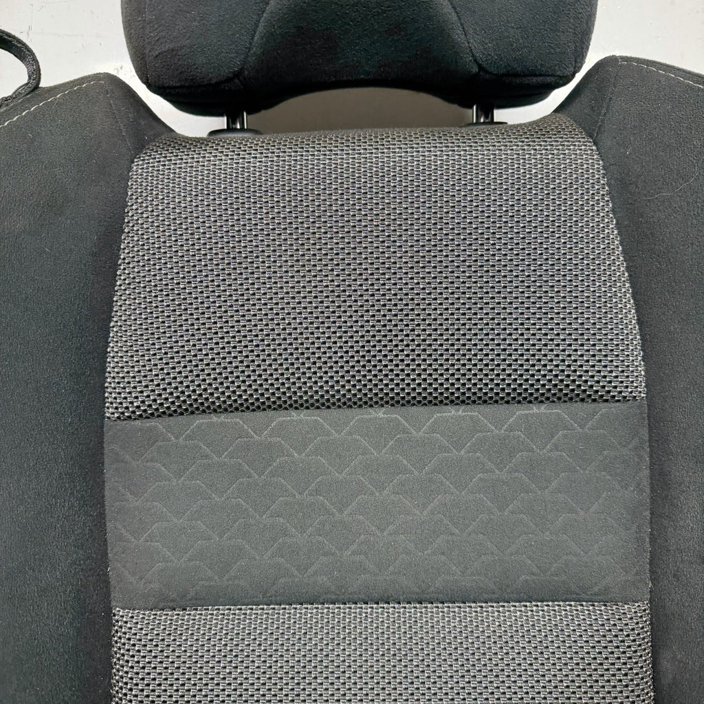 ☑️ 2017-2020 Toyota 86 Front Right Passenger Seat Su003-06563 Black Cloth