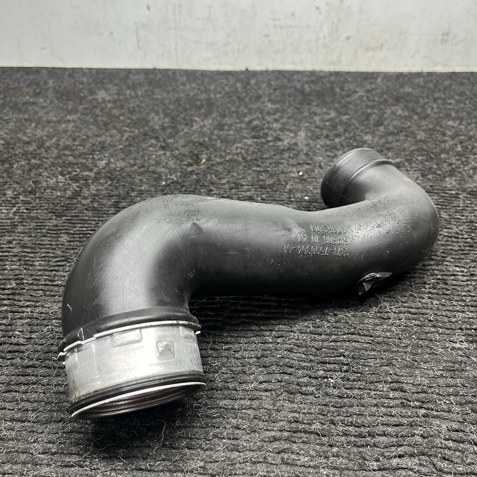 ☑️ 07-13 OEM BMW E88 E90 E92 E93 335 Charge Pipe Induction To Throttle Body