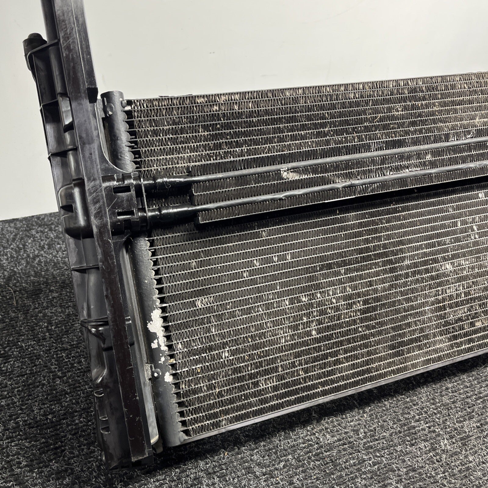 ☑️ 07-13 BMW E92 N54 335i RADIATOR A/T TRANSMISSION OIL COOLER W CONDENSER OEM