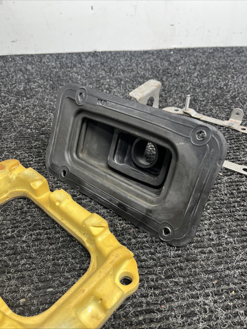 ☑️ 2013-2020 Subaru BRZ Scion FRS Toyota 86 Shifter Trim Boot Noise Dampener OEM