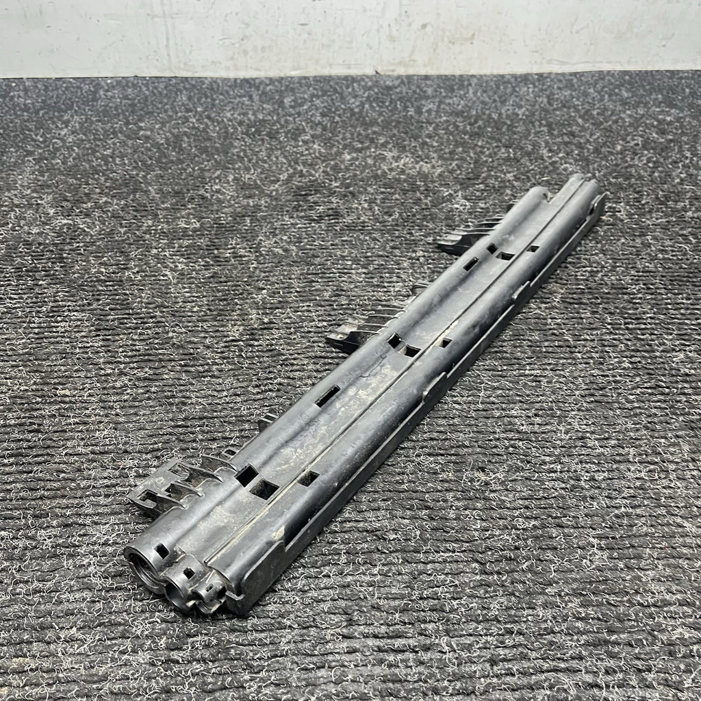 ☑️ 07-13 BMW 335i E92 E90 E93 Over Engine Upper Cable Duct Cover Channel 7532269