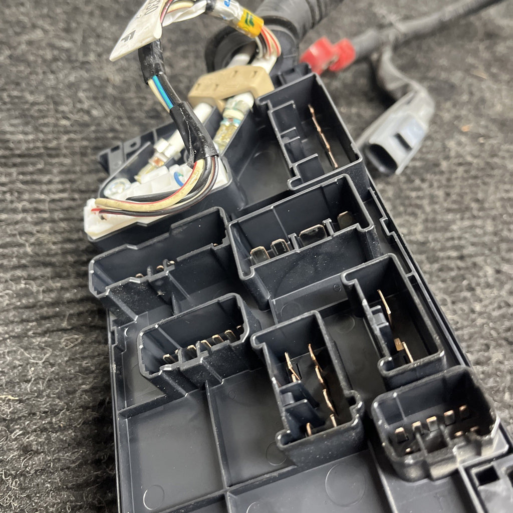 ☑️ 2016-2018 Subaru WRX Fusebox Fuse Box Relay Module Mb100200b EURYI