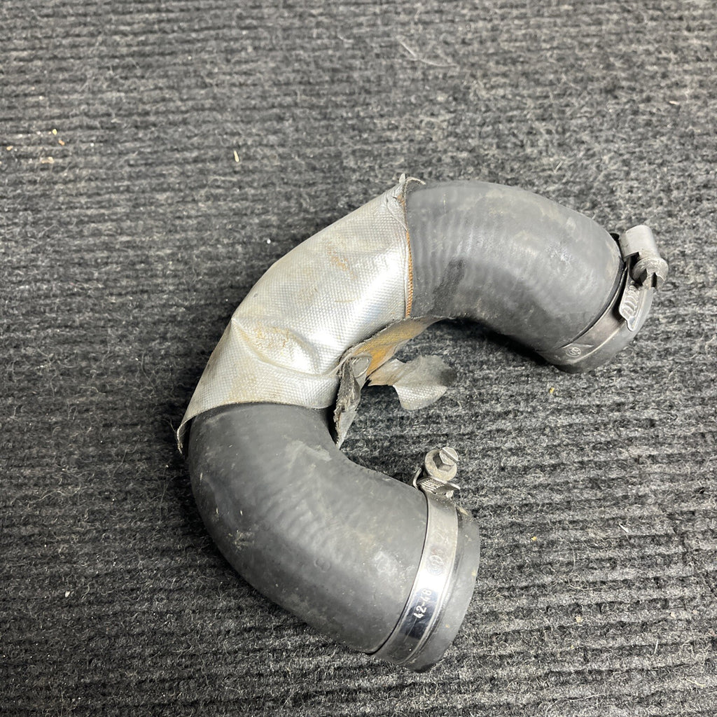 ☑️ 06-11 BMW 335i E90 E82 3.0L N54 Engine Thermostat to Water Pump Hose Pipe OEM