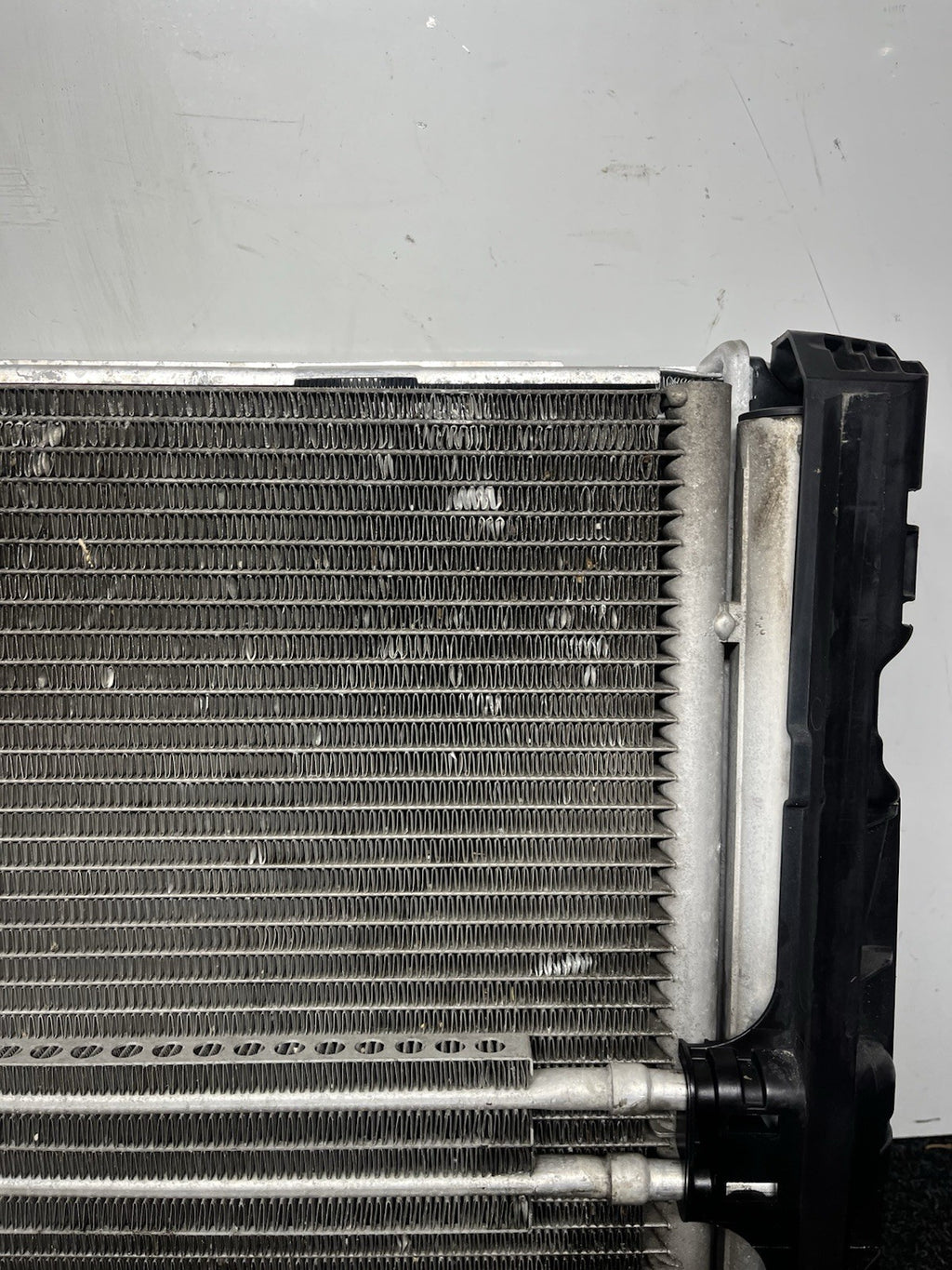 ☑️ 07-13 BMW E92 N54 335i RADIATOR M/T MANUAL TRANSMISSION W CONDENSER OEM