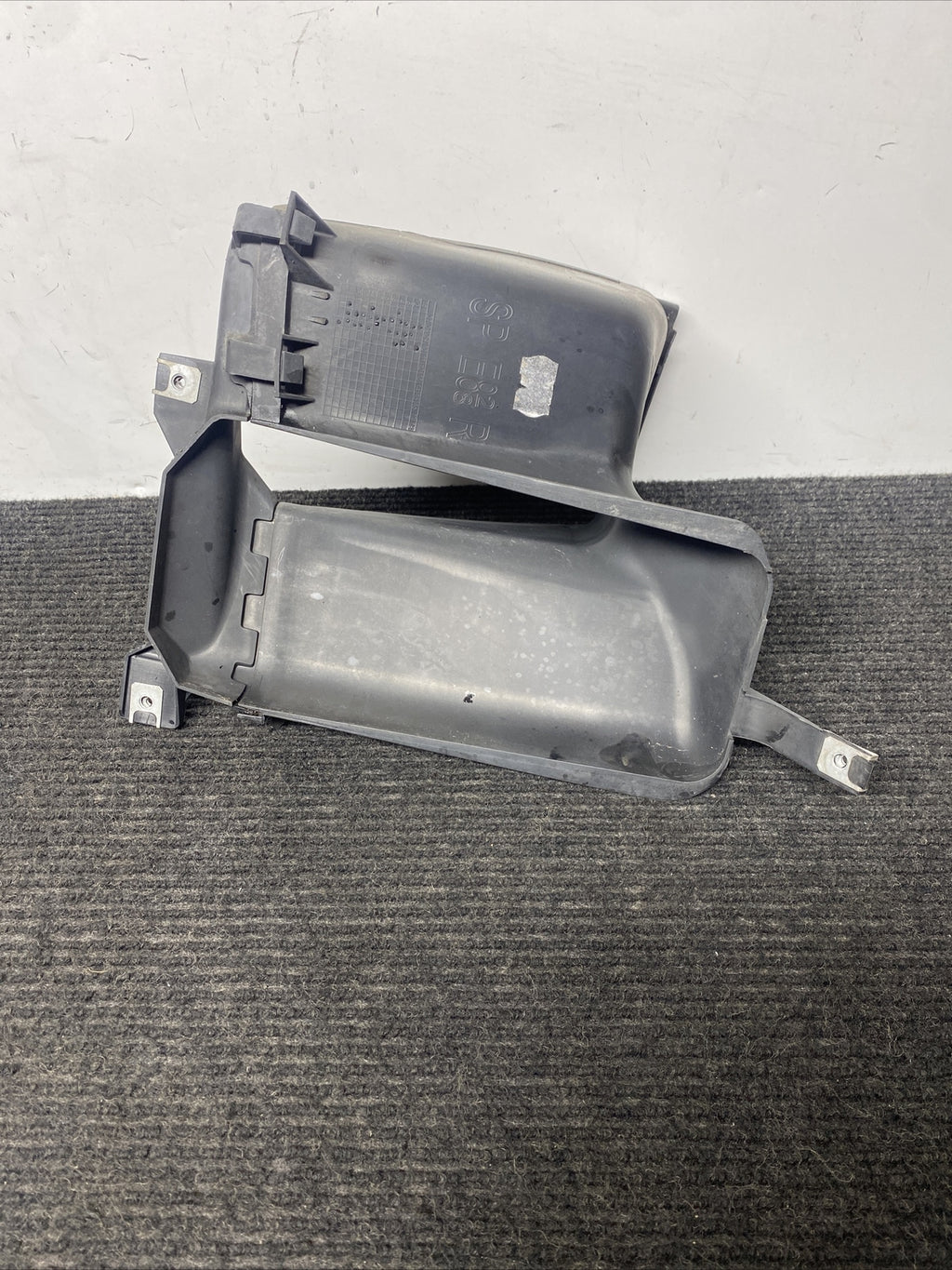 ☑️ 08-13 BMW E82 E88 N54 N55 MSPORT Front Right Passenger Air Duct Brake Vent