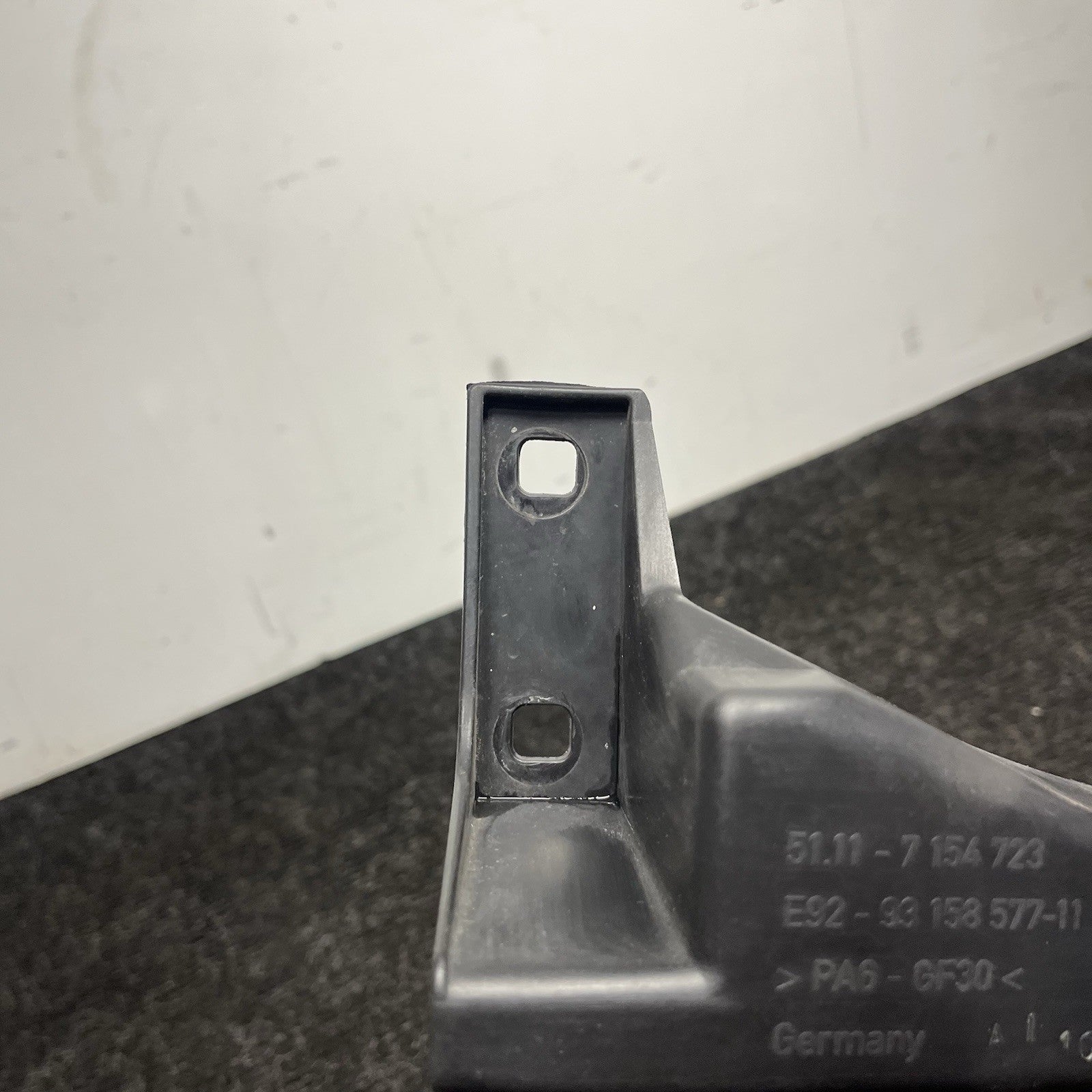 ☑️ 07-10 OEM BMW E92 E93 328 335 Left Driver Headlight Bracket Carrier Mount
