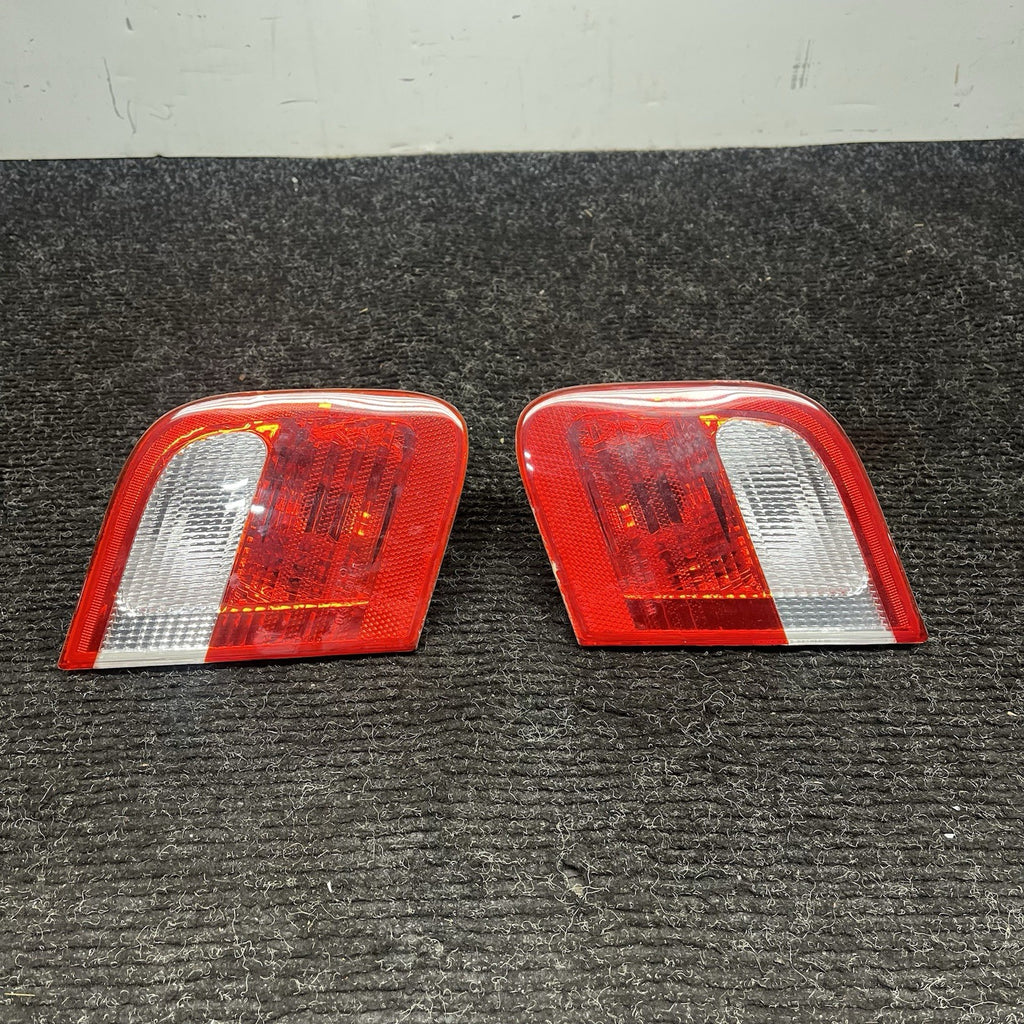☑️ DEPO Red/Clear SEDAN Inner Tail Lights PAIR 1999-2005 BMW 3-Series E46