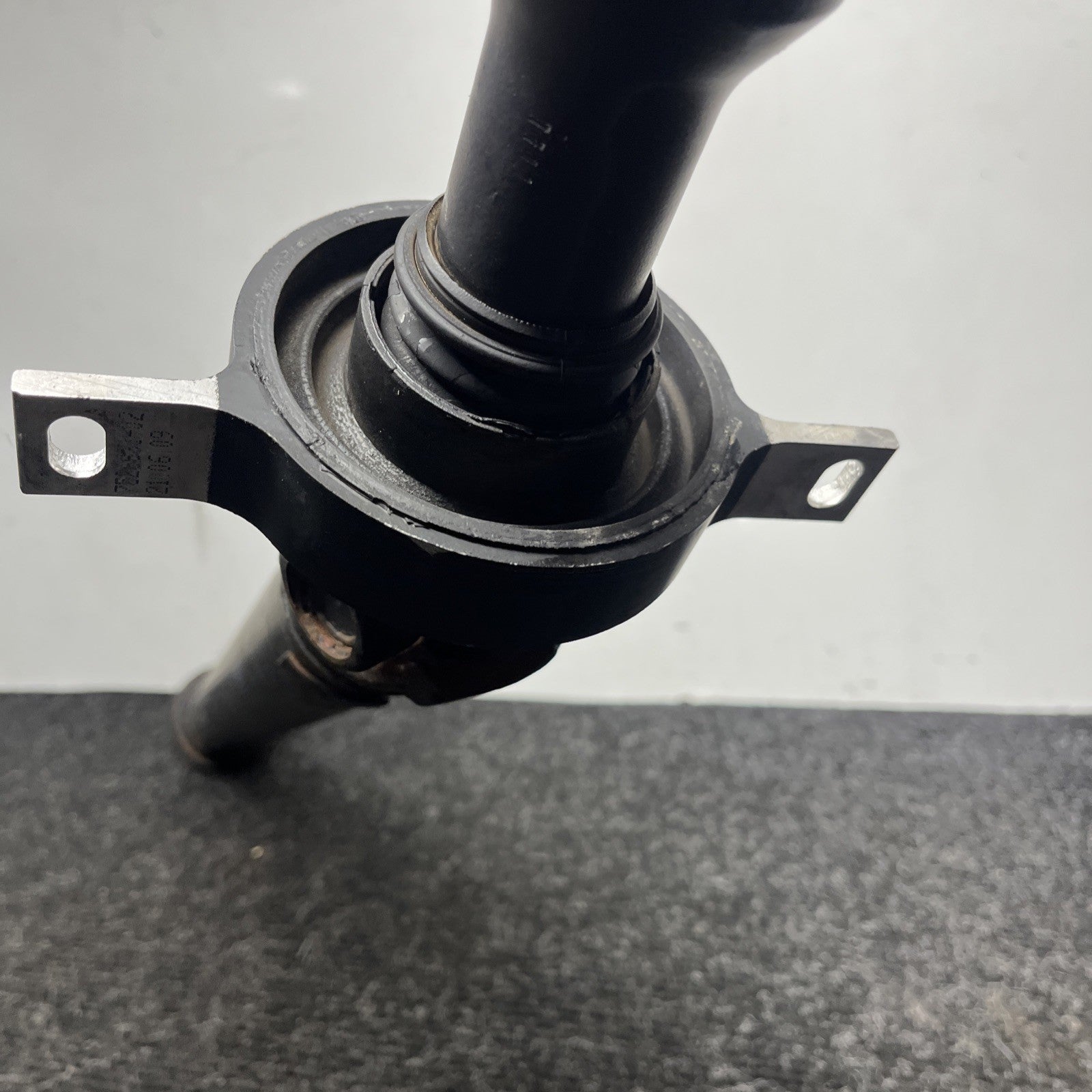 ☑️ 7-13 OEM BMW E90 E92 E93 Rear Driveshaft AT Transmission 757467901