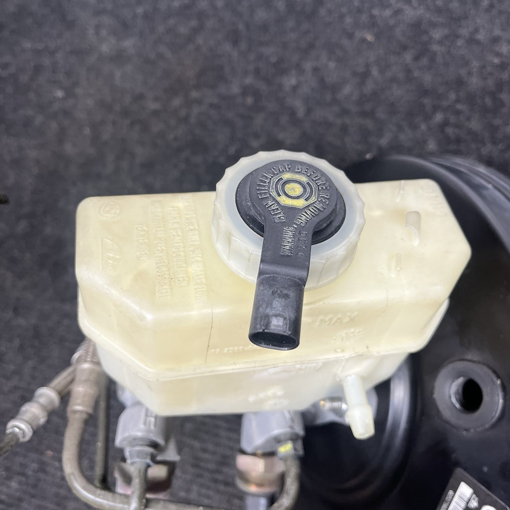 ☑️ Brake Booster SERVO Master Cylinder Reservoir Tank OEM BMW E46 325 330 01-06