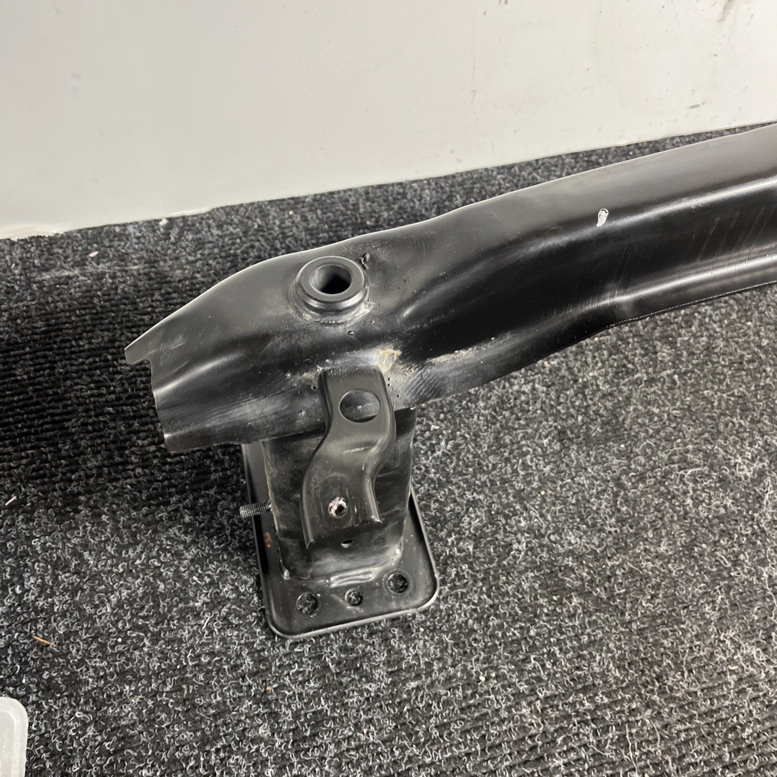 ☑️ 2011-2013 BMW X5 E70 Front Bumper Support Reinforcement Absorber Bar Beam OEM