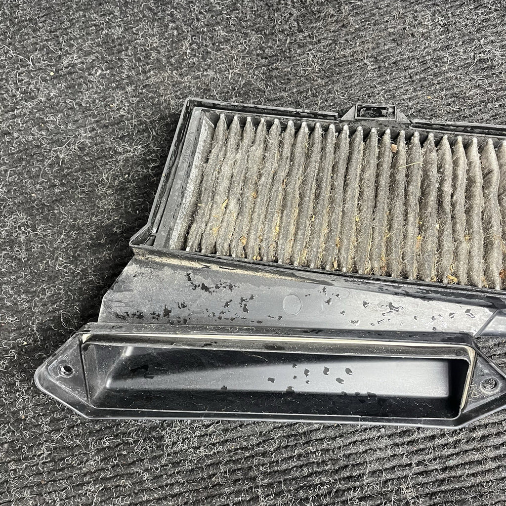 ☑️ 2006-2013 OEM BMW E90 E92 E93 335i Cabin Air Filter Cowl Housing Set