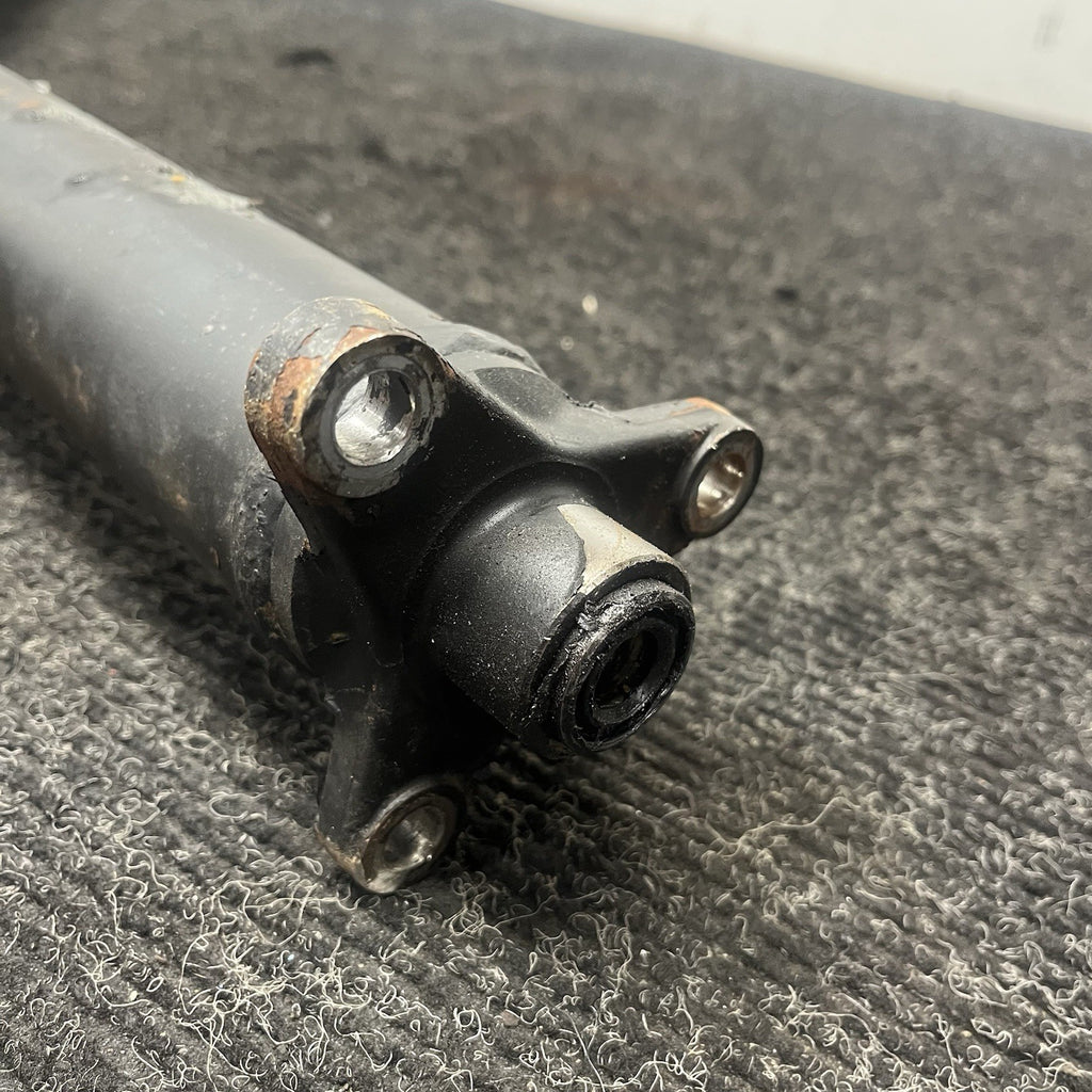 ☑️ 01-06 OEM BMW E46 330Ci RWD Rear Drive Shaft Driveshaft Transmission L=1358MM