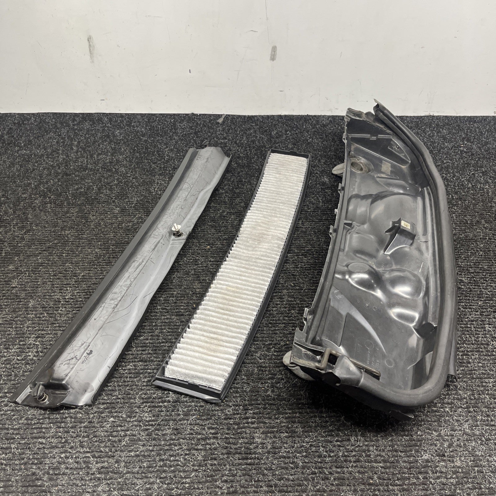 ☑️ 1999-2006 BMW E46 3 SERIES LOWER AIR MICROFILTER COWL COMPLETE SET OEM