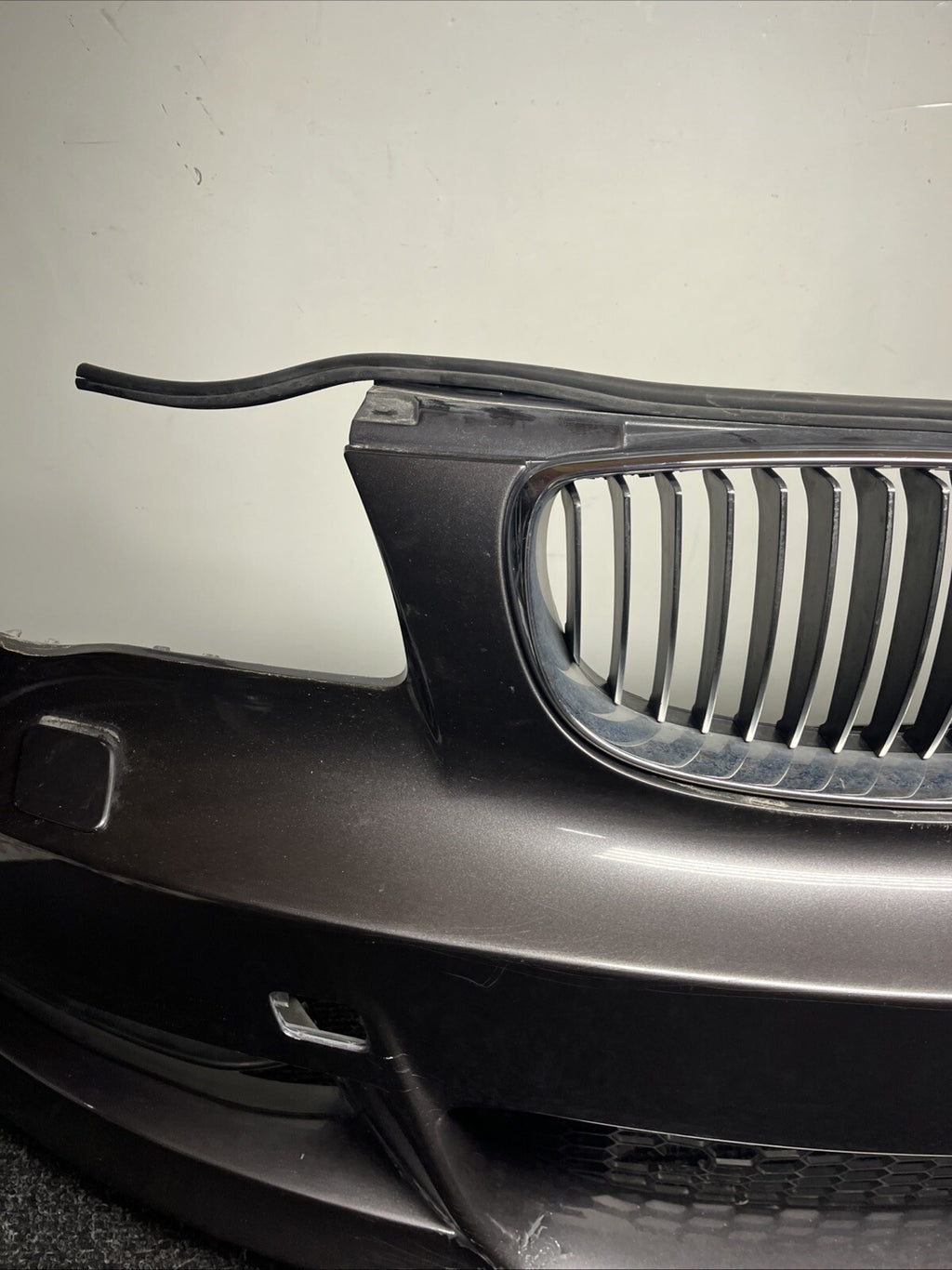 ☑️ 08-13 OEM BMW E82 E88 135 Front Bumper M Sport Sparkling Metallic A22/7 *NOTE