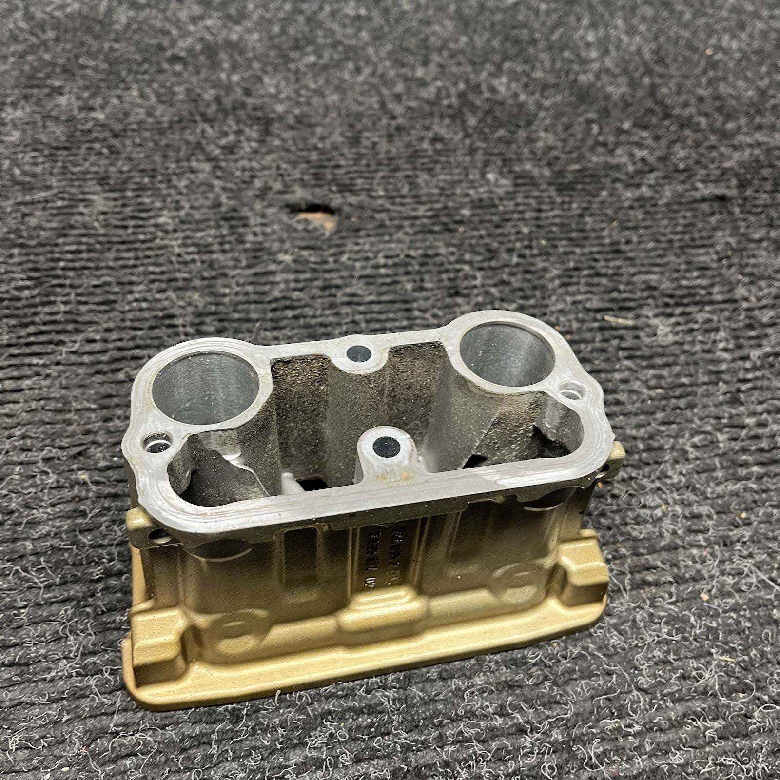 ☑️ OEM BMW E82 E92 F30 F32 F80 F82 Engine N55 S55 Spark Plug Housing Recess