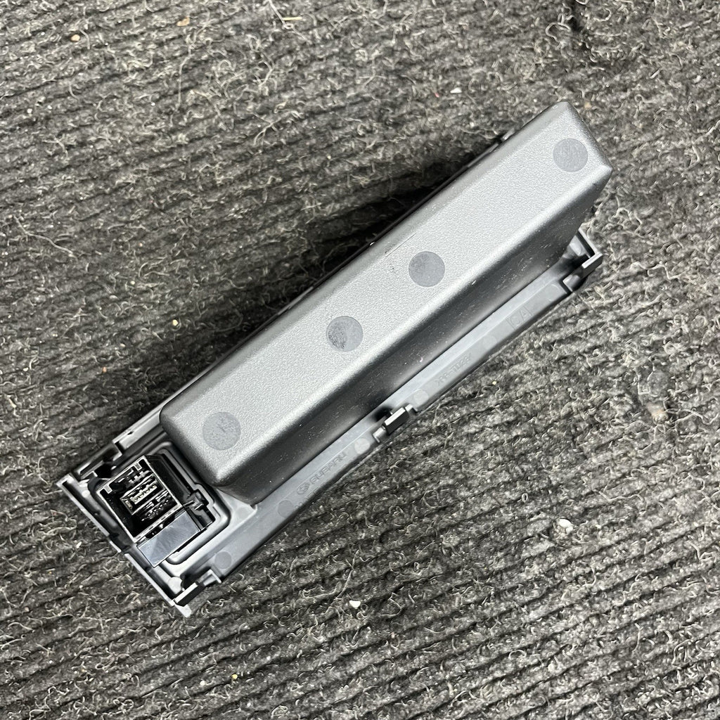 ☑️ 2016 SCION FRS SUBARU BRZ USB JACK ASSY-AUXILIARY OEM GENUINE PART 86257CA000