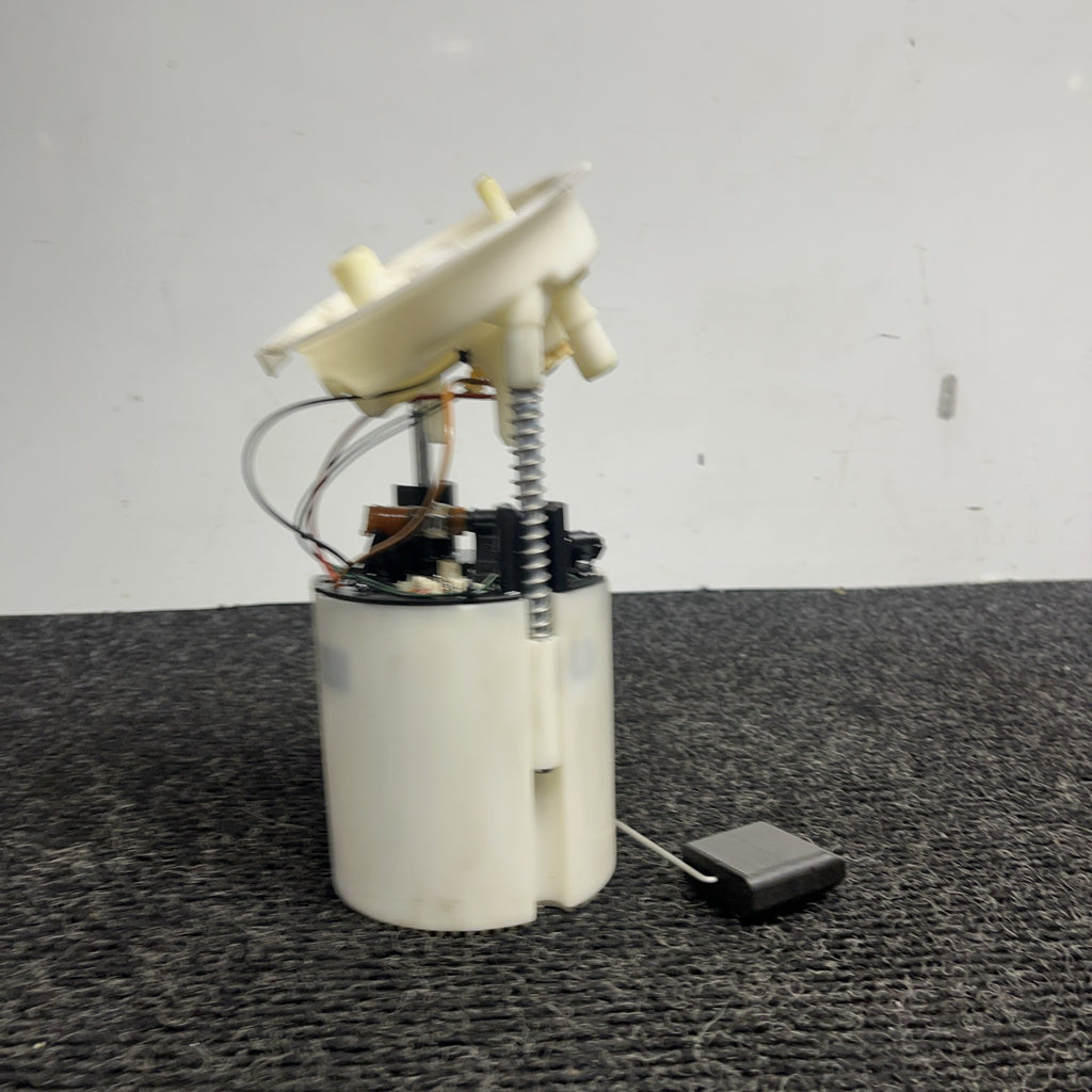 ☑️ 06-13 BMW E82 E88 E90 E91 E92 E93 128I 135I 328I 335I Fuel Pump Sending OEM