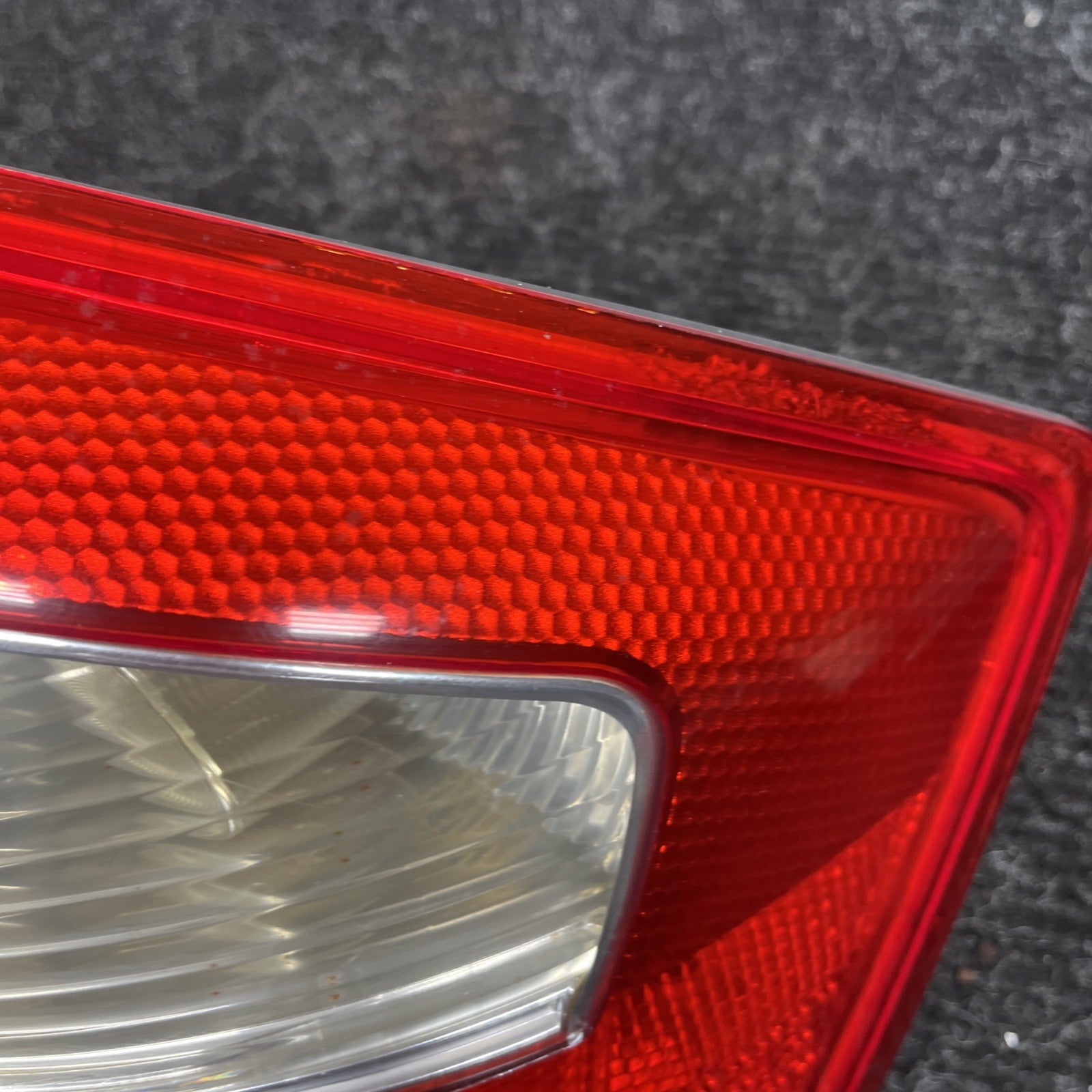 ☑️ 2002-2005 Audi A4 S4 Sedan 4 Door Right Passenger Side RH Tail Light OEM
