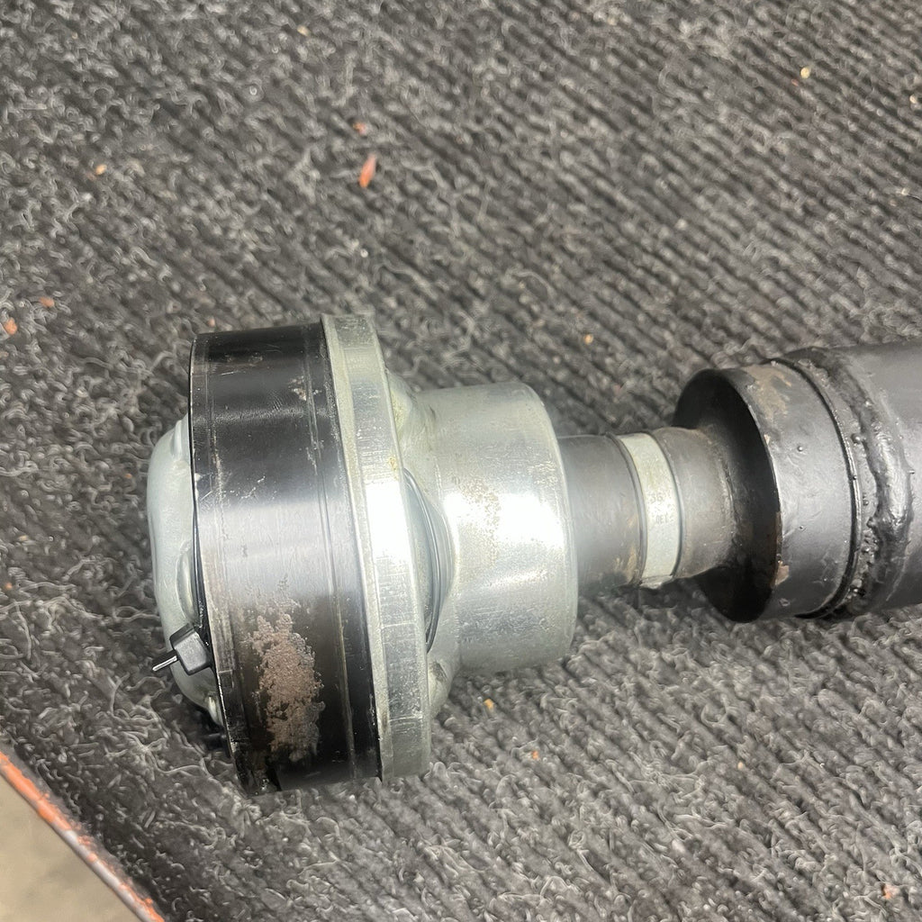 ☑️ 01-06 OEM BMW E46 330Ci RWD Rear Drive Shaft Driveshaft Transmission L=1358MM