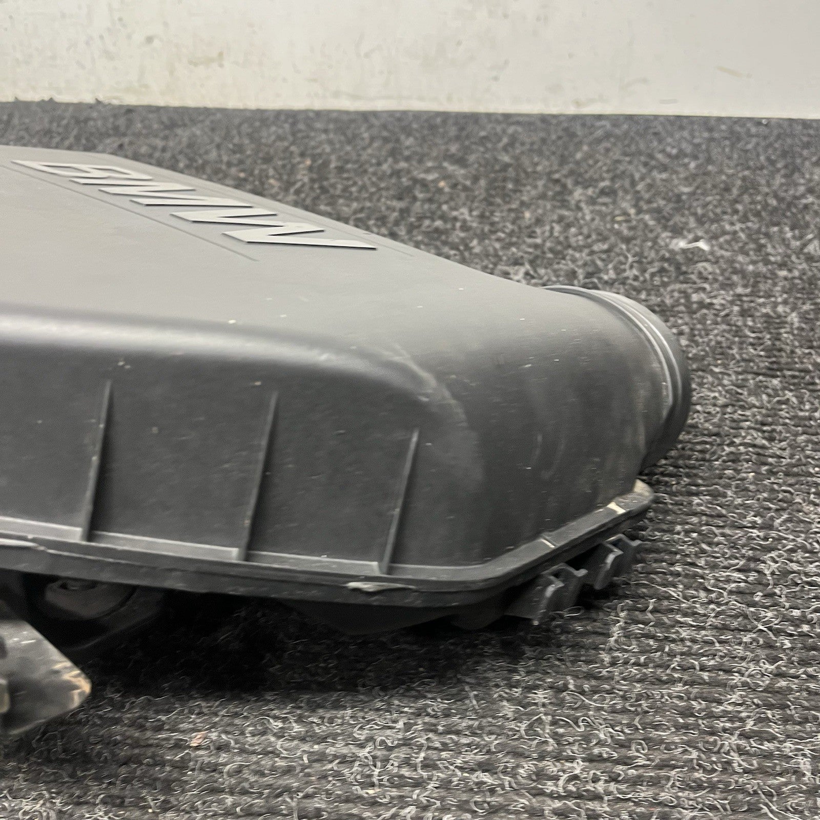 ☑️ 11-17 BMW X3 F25 F10 3.0L Engine Air Intake Filter Housing Box OEM 7583725