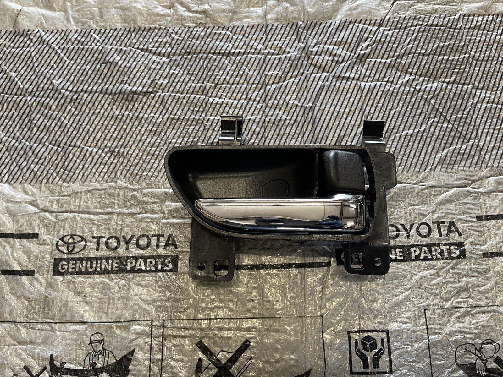 OEM 12-19 Scion FR-S STD 86 BRZ Front Passenger RH Door Inside Open Handle Assy