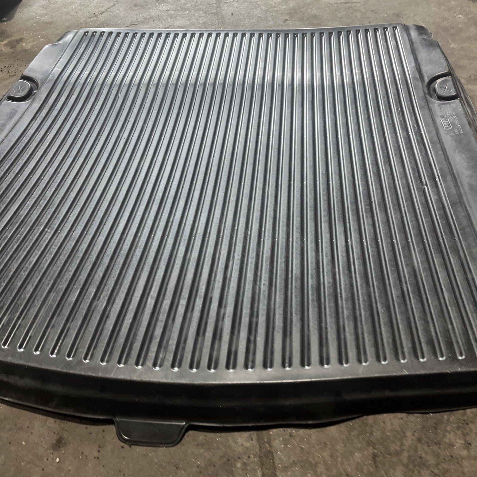 ☑️ OEM 2009-2017 Audi A8 All Weather Cargo Mat Trunk Liner Tray 4H0061180