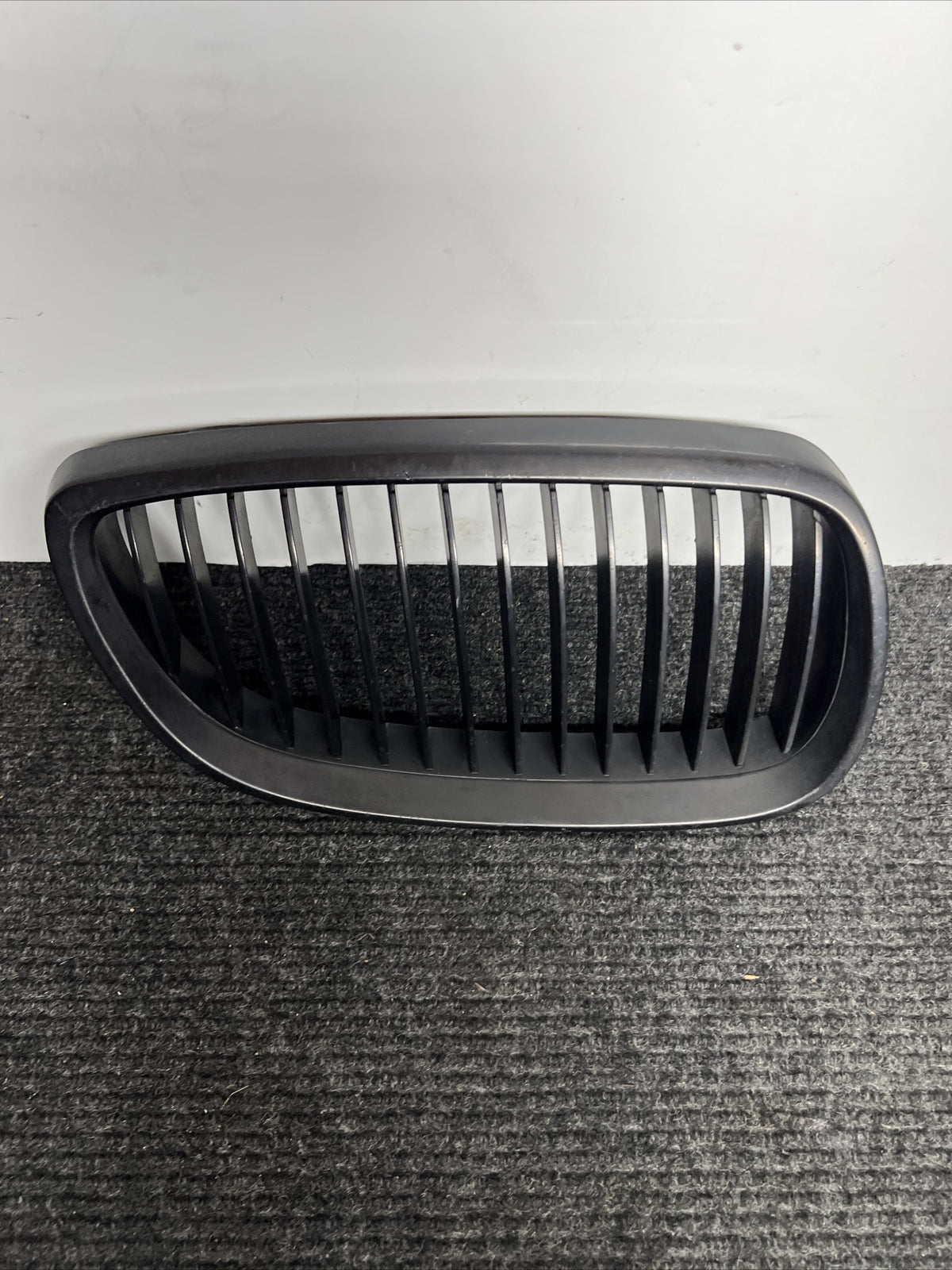 Front Hood Grille Right Passenger Side For BMW OEM# 51137157278 E92 E93 Chrome