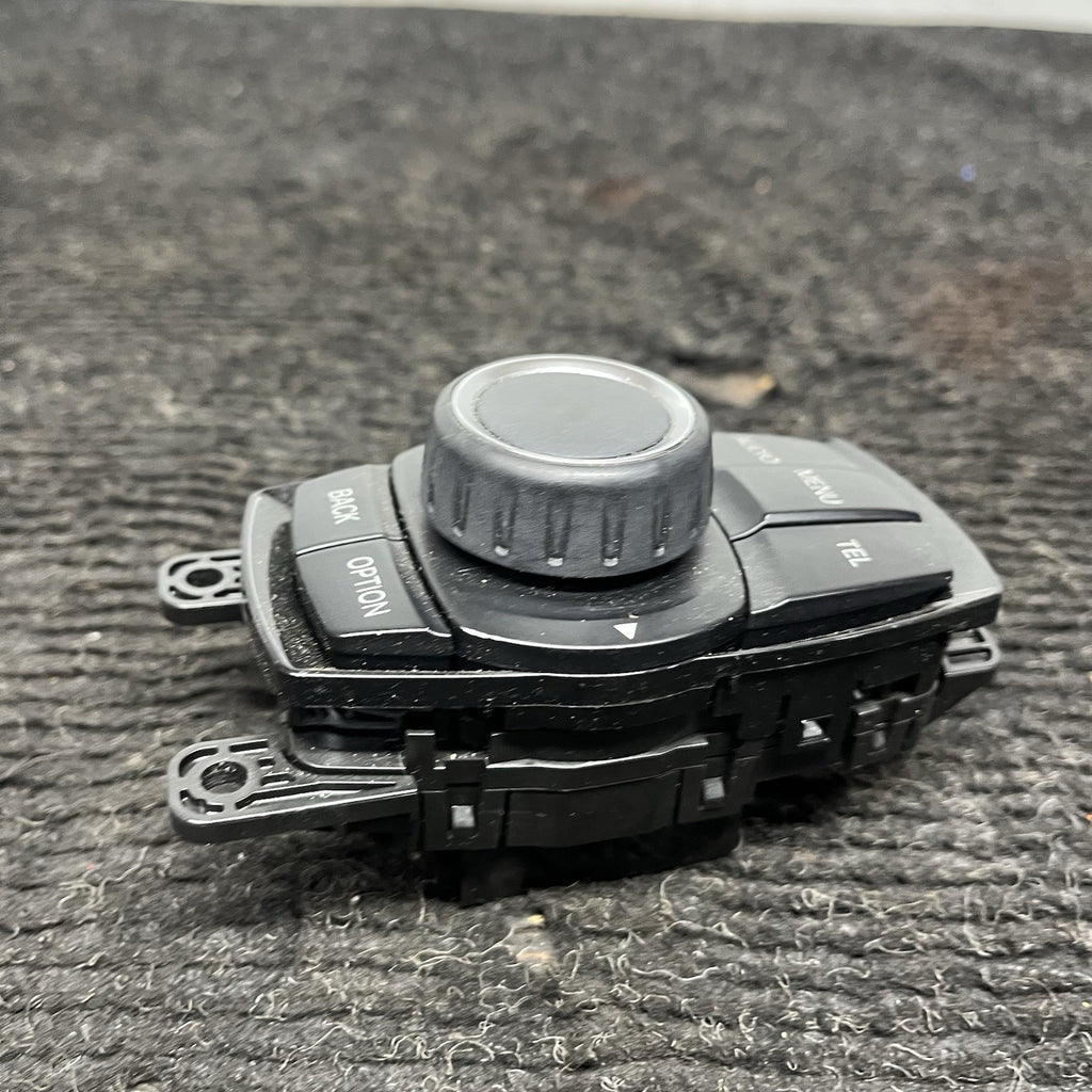 ☑️ BMW F30 328i M235i M240i Center Console IDrive Control Switch 65829381678 OEM