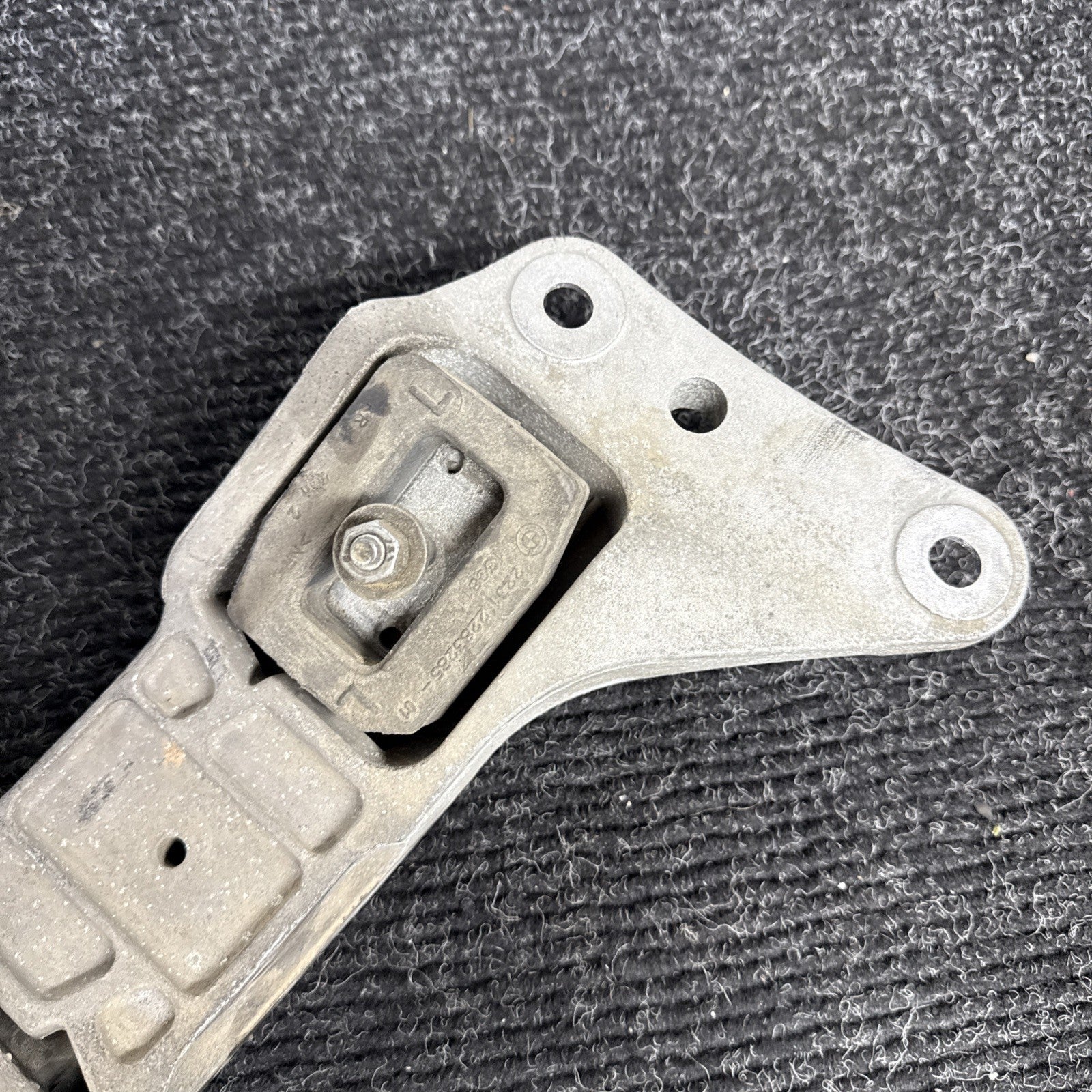 ☑️ DCT Transmission Gearbox Support Bracket 08-13 BMW E90 E92 E93 E9x M3