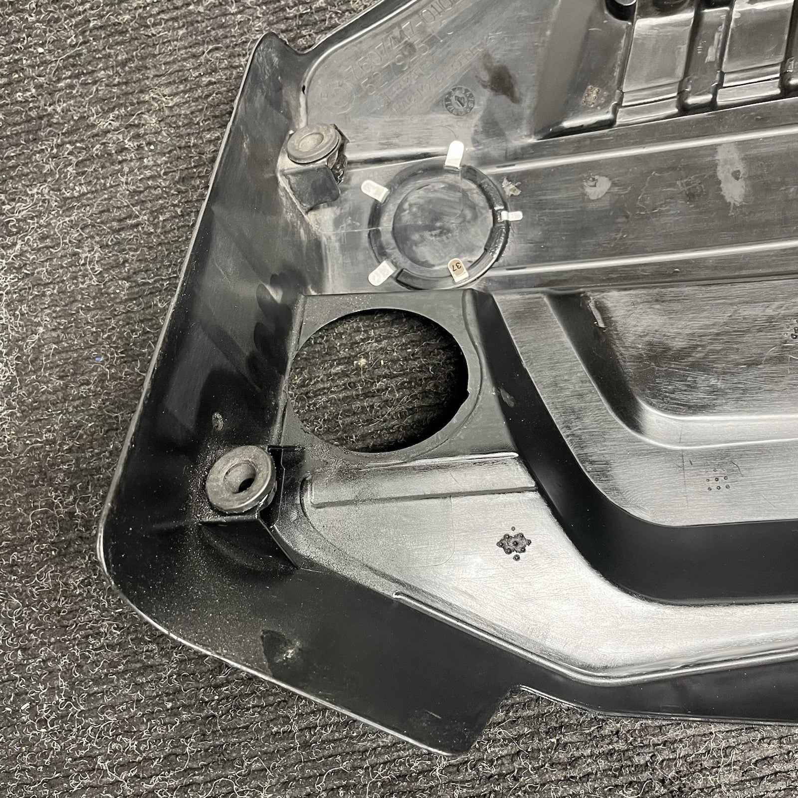 ☑️ BMW E70 X5 N55B30A Engine Cover 7607447