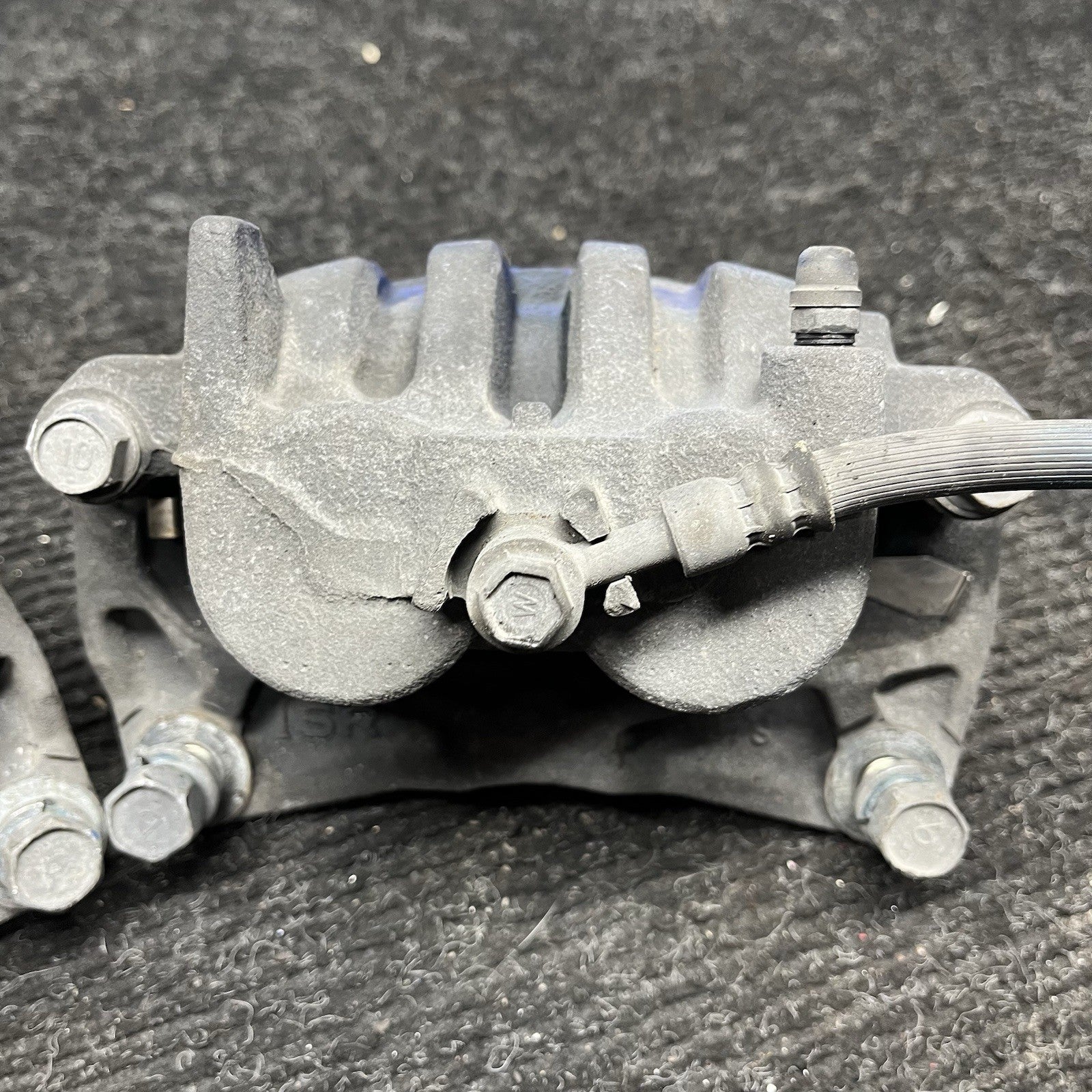 ☑️ 2013-2020 SCION FRS FR-S SUBARU BRZ 86 OEM FRONT BRAKE CALIPERS SET
