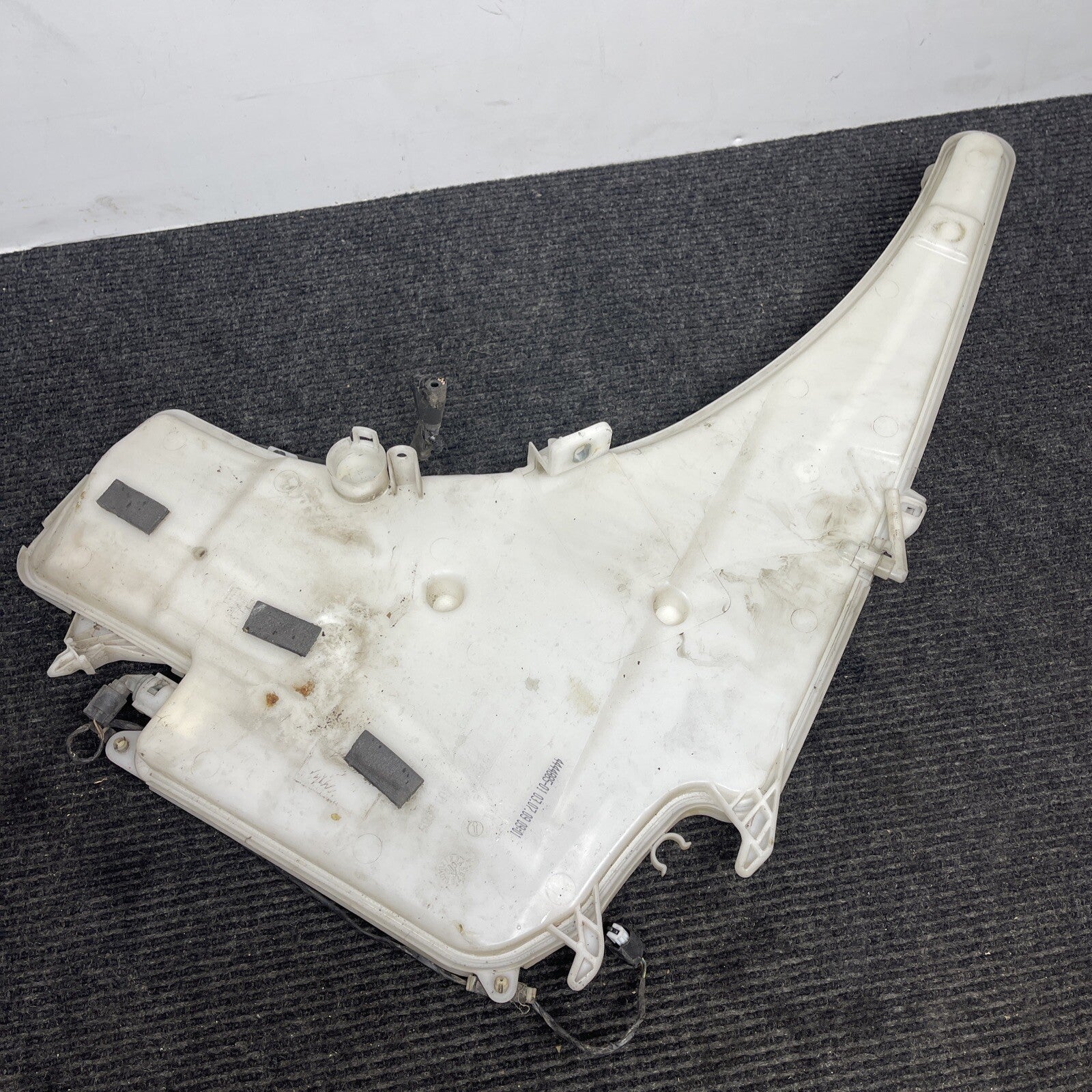 BMW E90 3-Series E82 1-Series Basic Factory Windshield Washer Fluid Bottle Tank