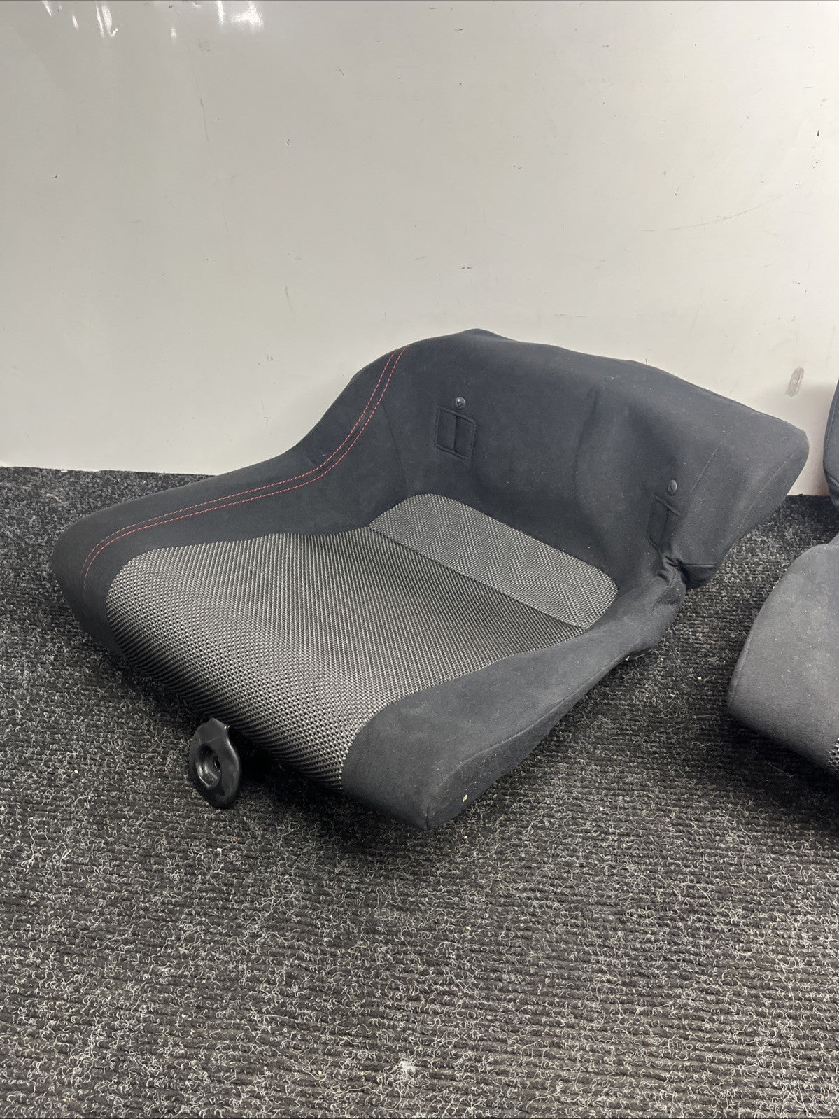 ☑️ 2013-20 Subaru BRZ Scion FR-S Rear Left Driver Lower Seat Cushion OEM