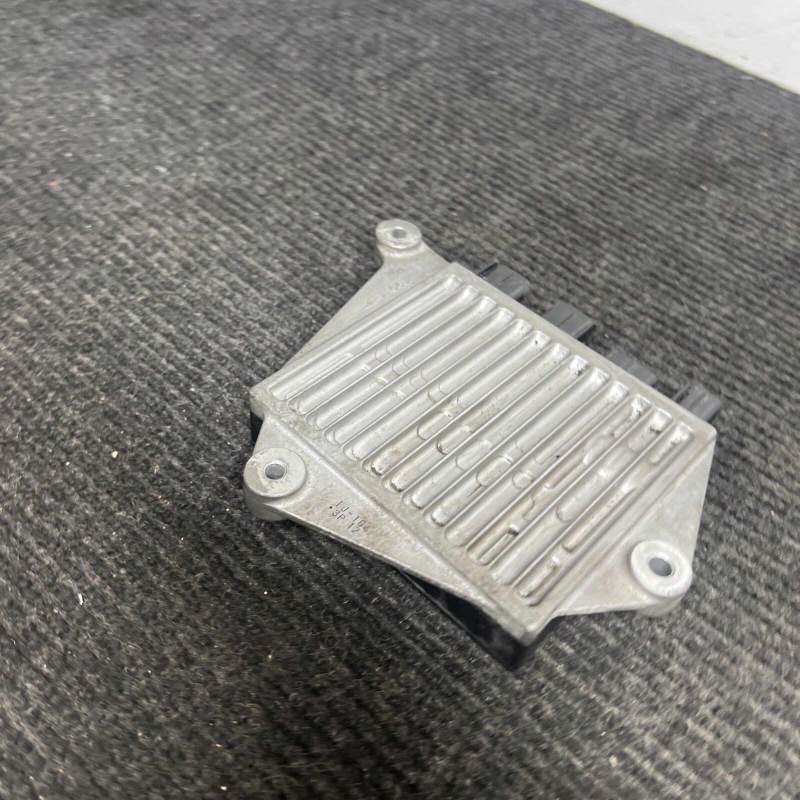 ☑️13-20 Subaru BRZ Scion FR-S Fuel Injection Control Module 22635JB000 OEM Denso