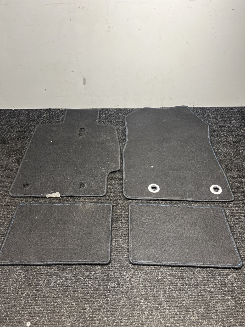 ☑️ Subaru BRZ Front And Rear Complete Carpet Floor Mat Set OEM