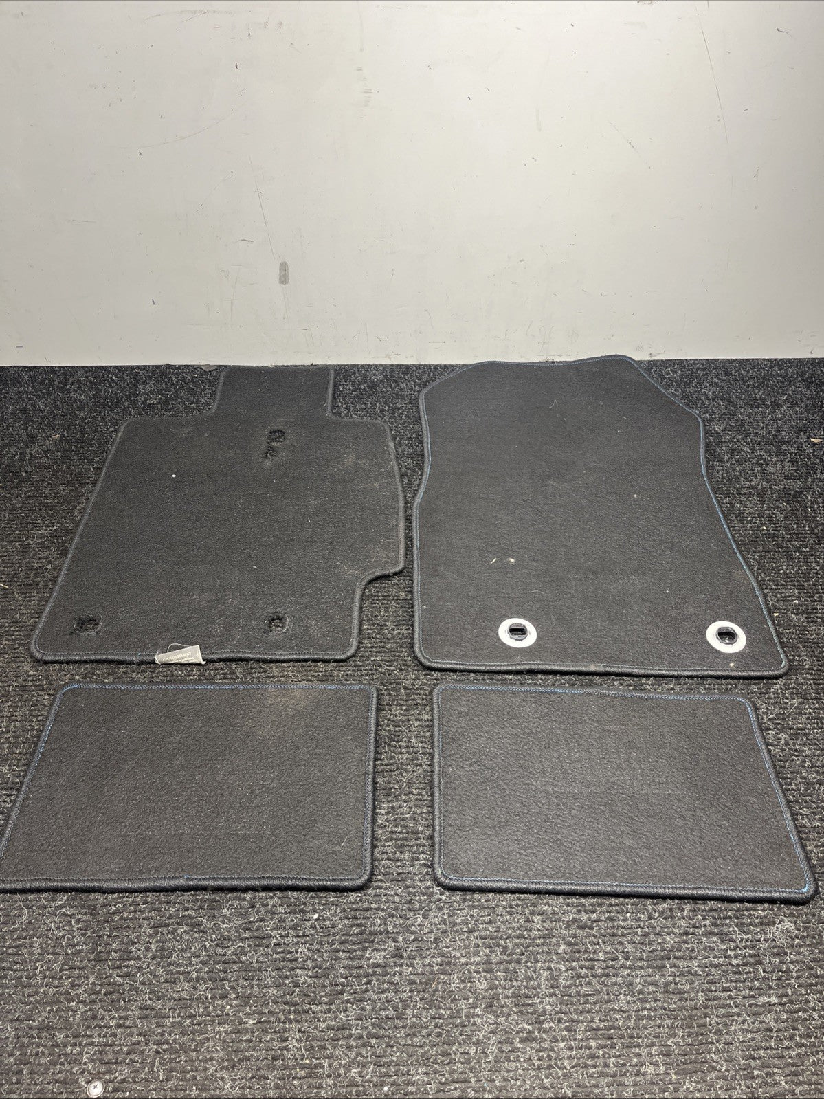 ☑️ Subaru BRZ Front And Rear Complete Carpet Floor Mat Set OEM