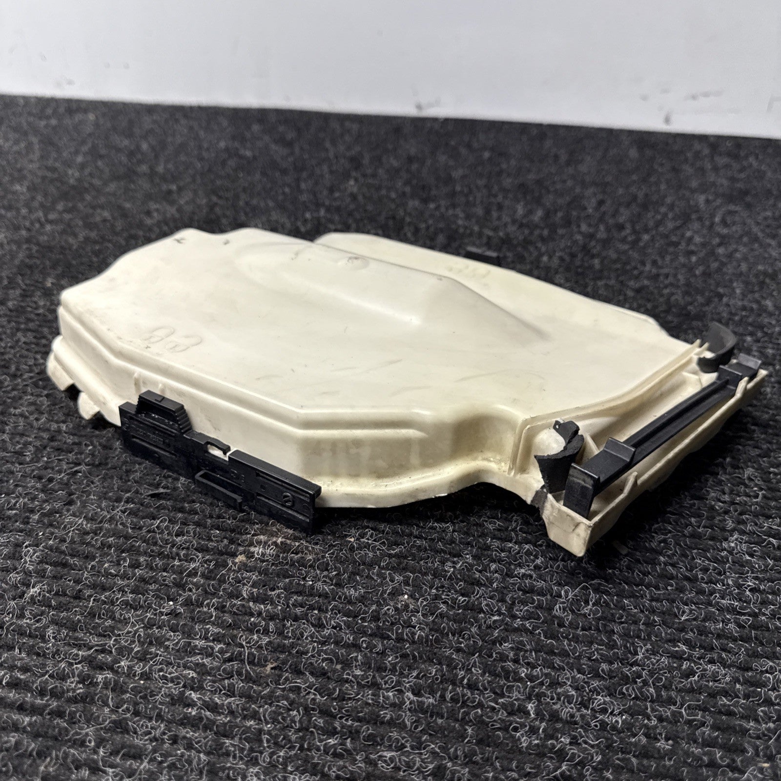 ☑️ BMW E88 E82 E90 E92 E84 DME ECU Electronic Computer Box Top Cover Housing OEM