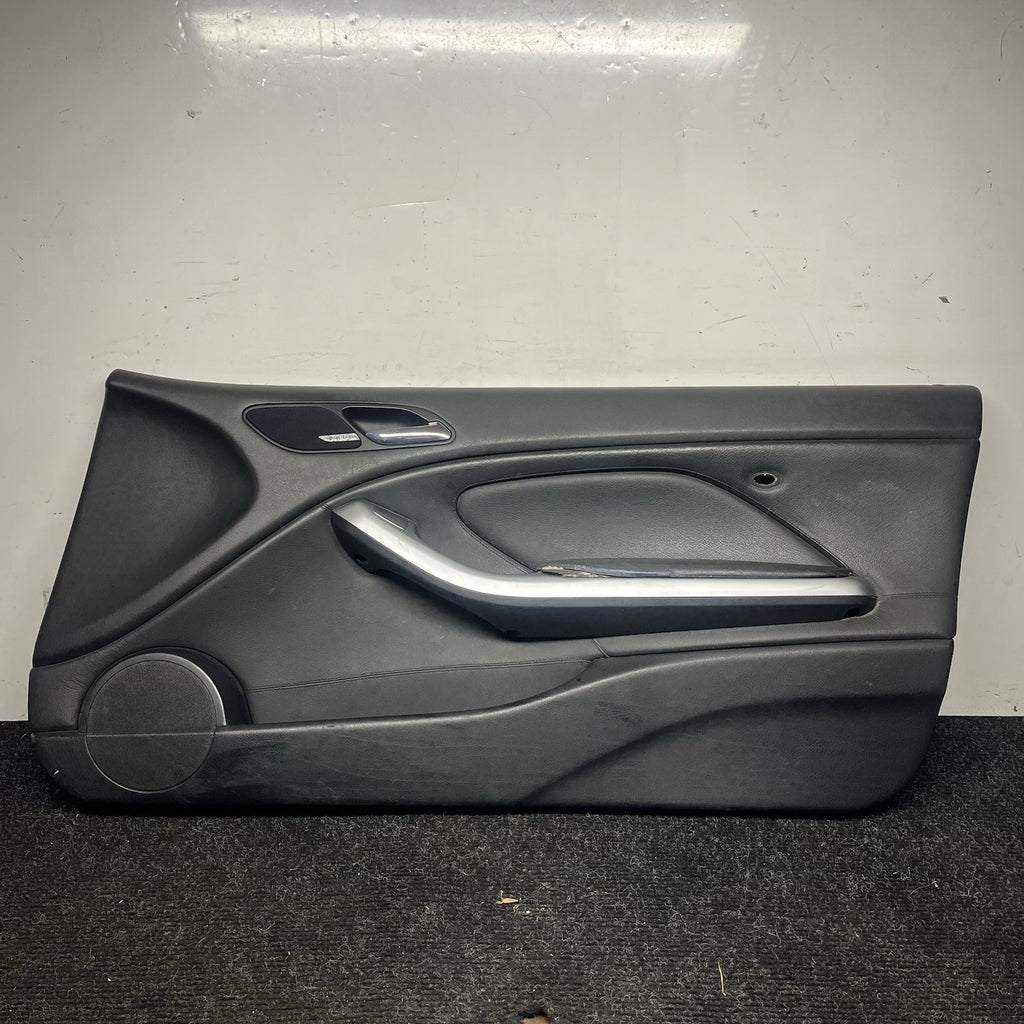 ☑️02-06 BMW E46 COUPE CONVERTIBLE PASSENGER RIGHT SIDE DOOR PANEL CARD BLACK OEM